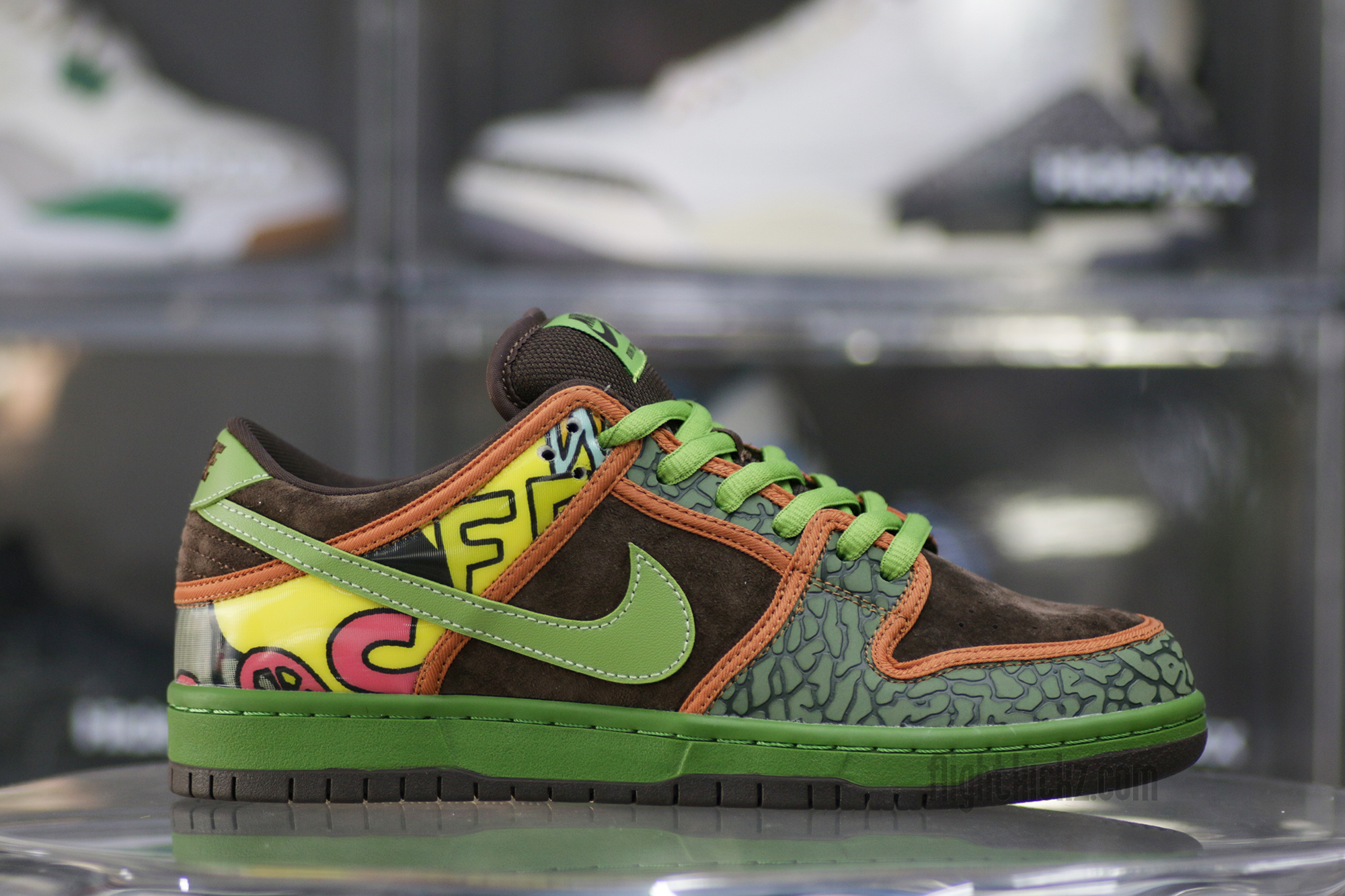 Nike SB Dunk Low De La Soul (2015)