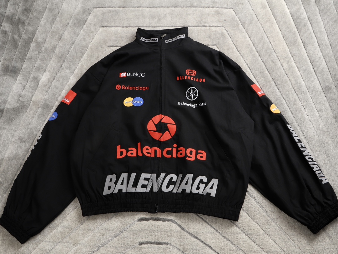 Balancig* logo-print Zip Jacket