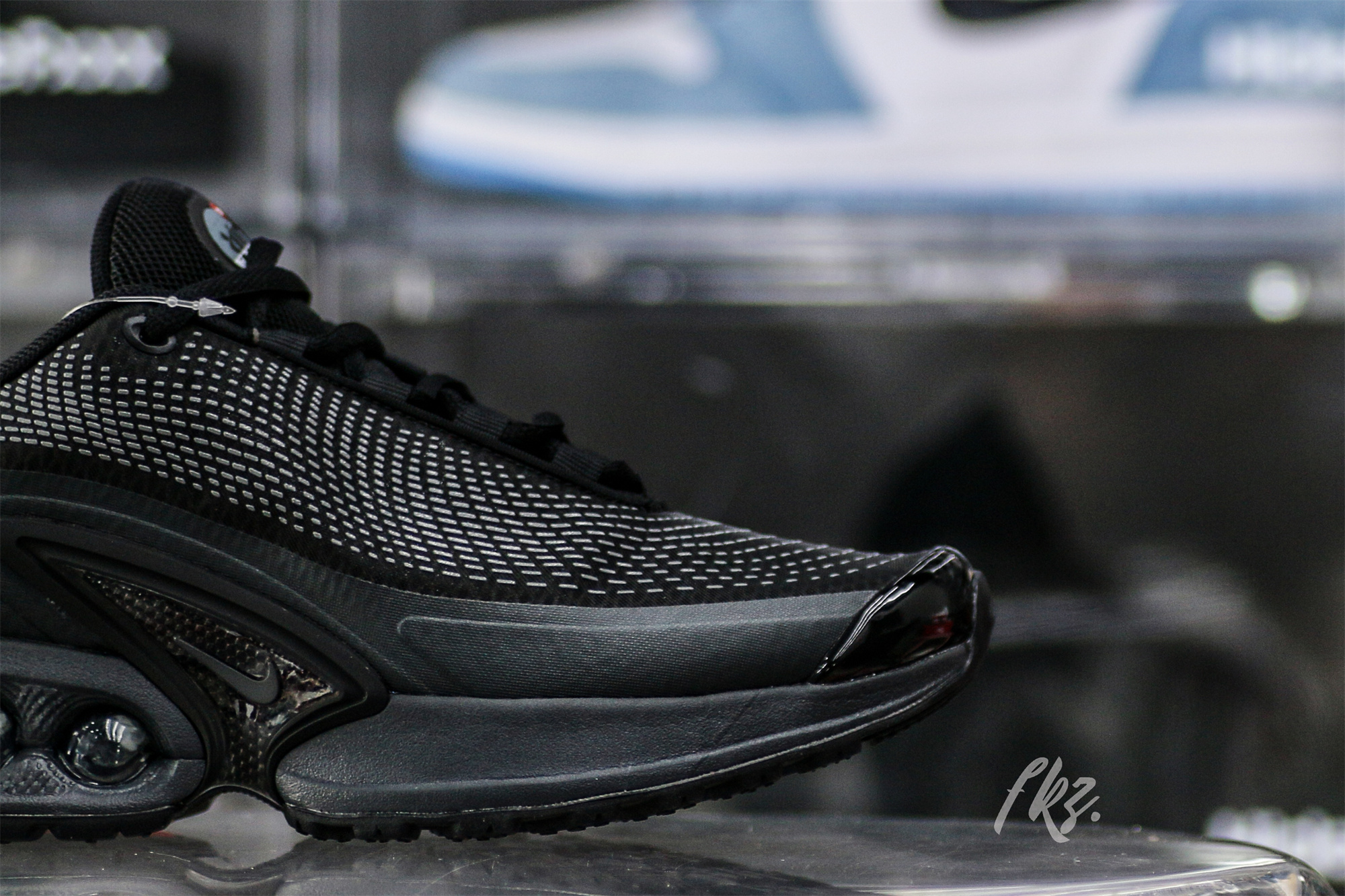 Nike Air Max Dn Black Metallic