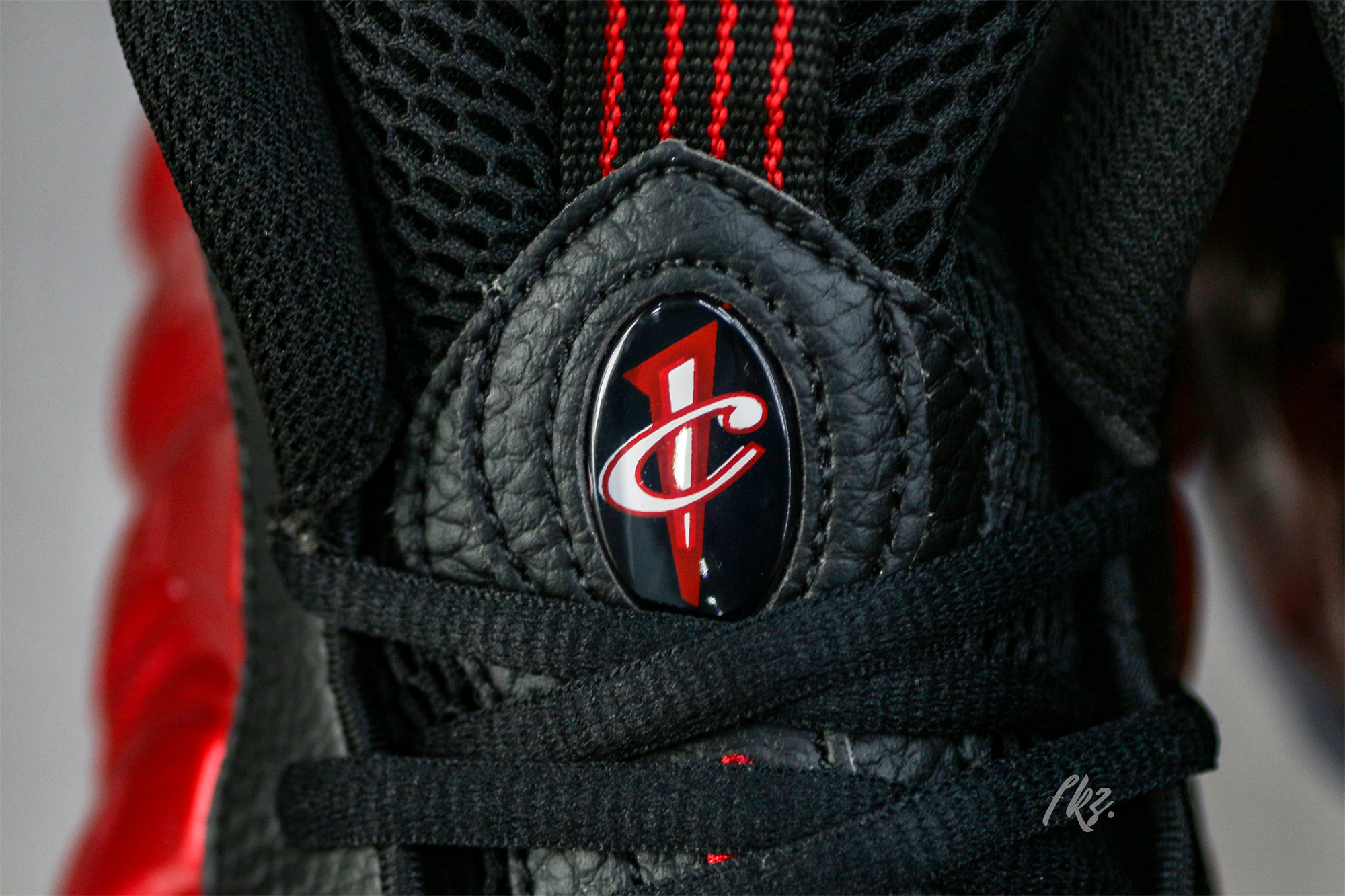 Nike Air Foamposite One Metallic Red (2023)