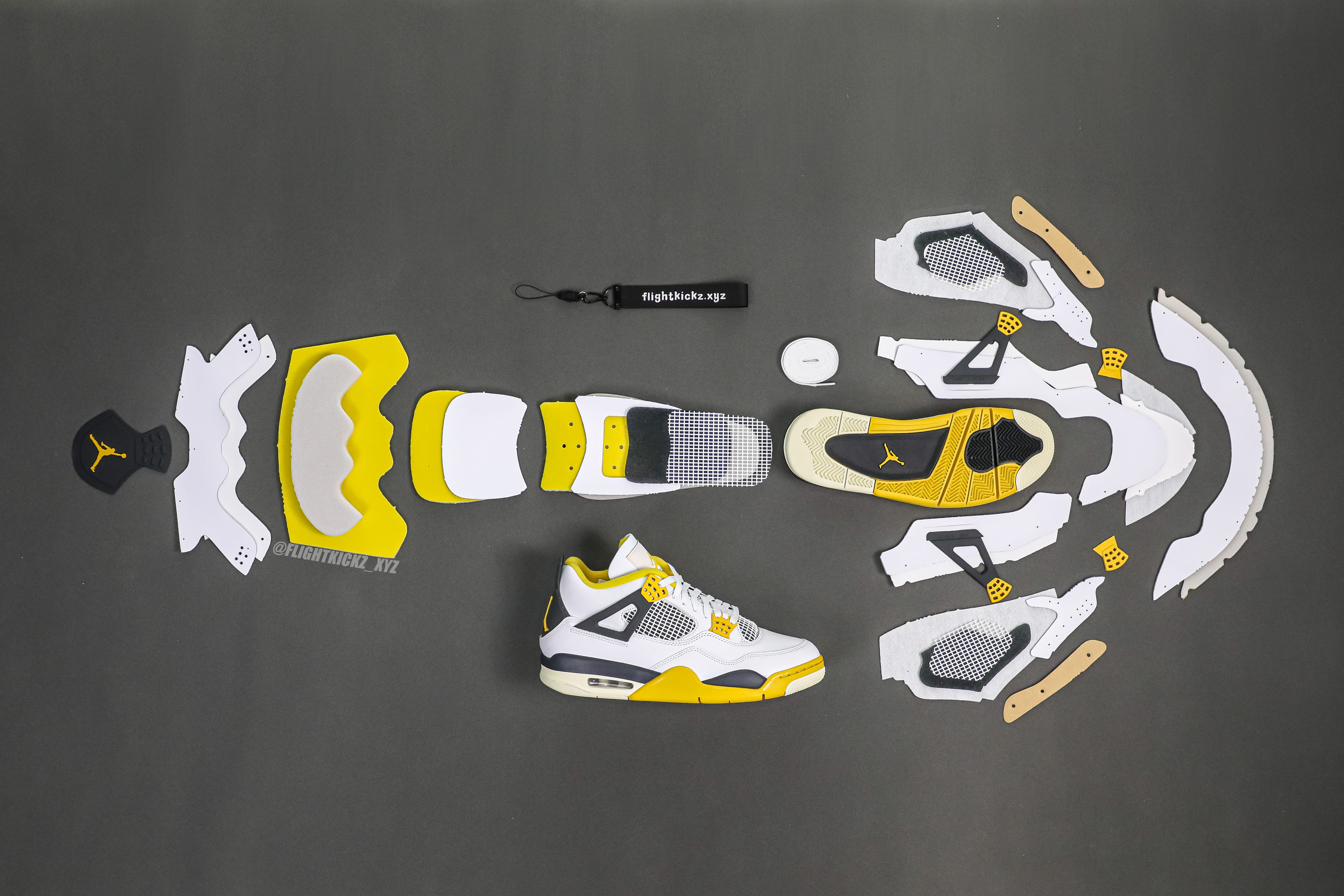 Air Jordan 4 “Vivid Sulfur” 2024 (Ln5 A1)