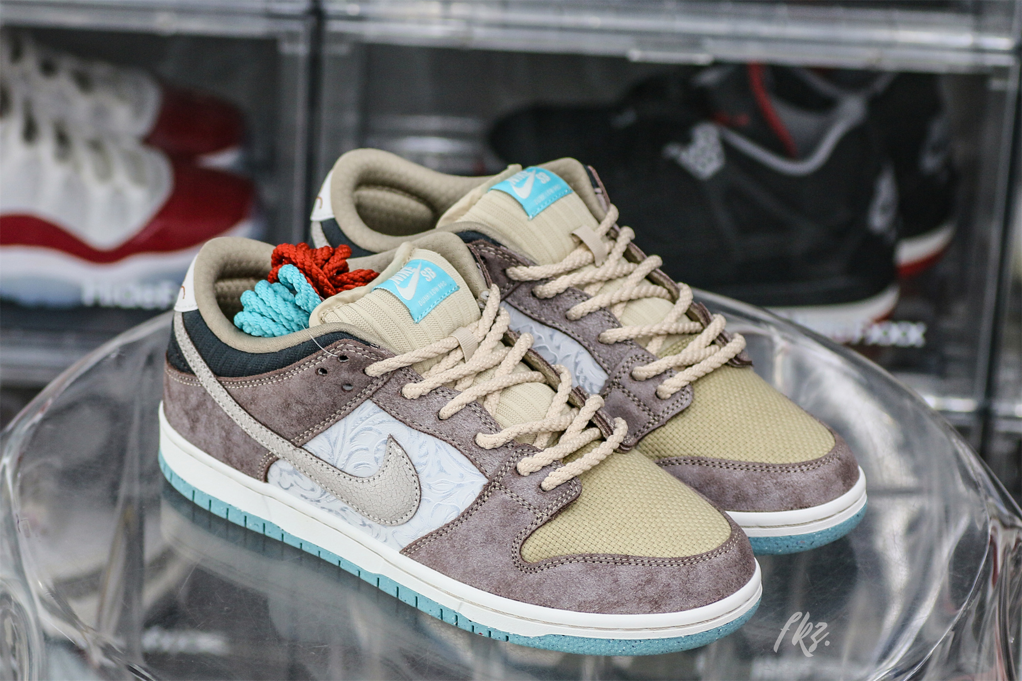 Dunk Low SB Big Money Savings 2024