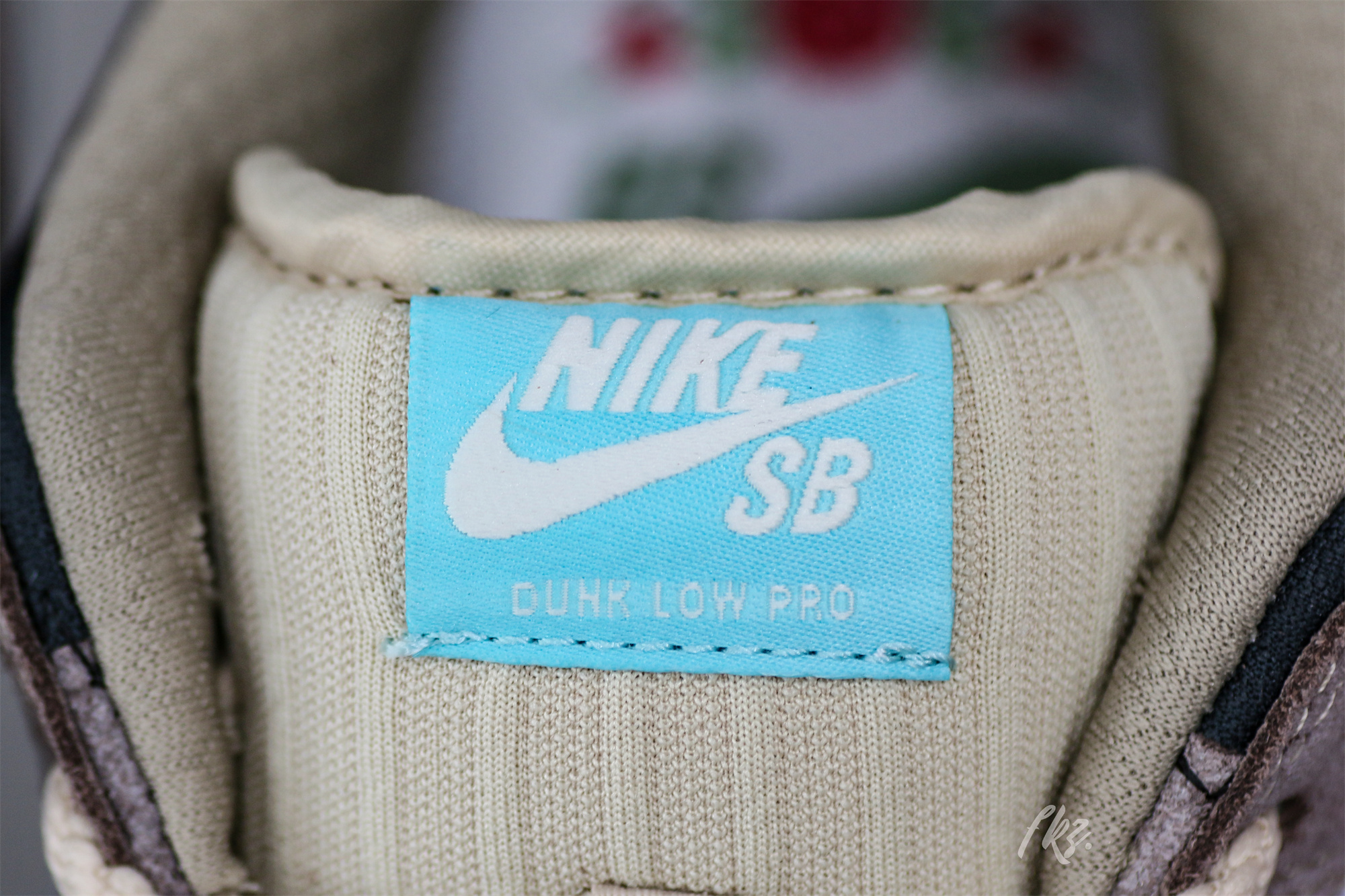 Dunk Low SB Big Money Savings 2024