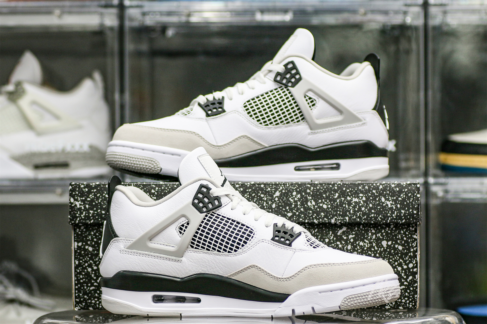 Jordan 4 Retro Military Black(LN5 A1 Batch)