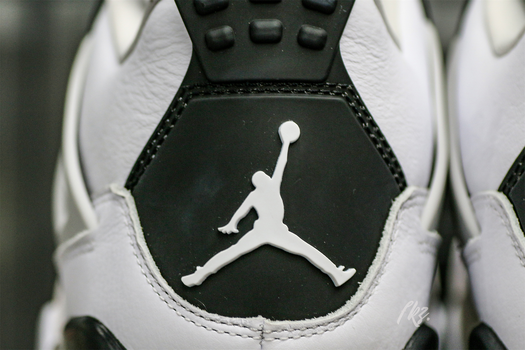 Jordan 4 Retro Military Black(LN5 A1 Batch)