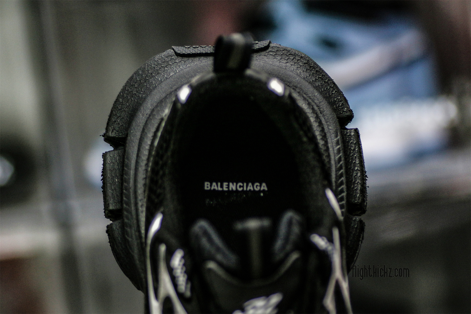 B@lenciag* 3XL Ski Sneaker in Black and white