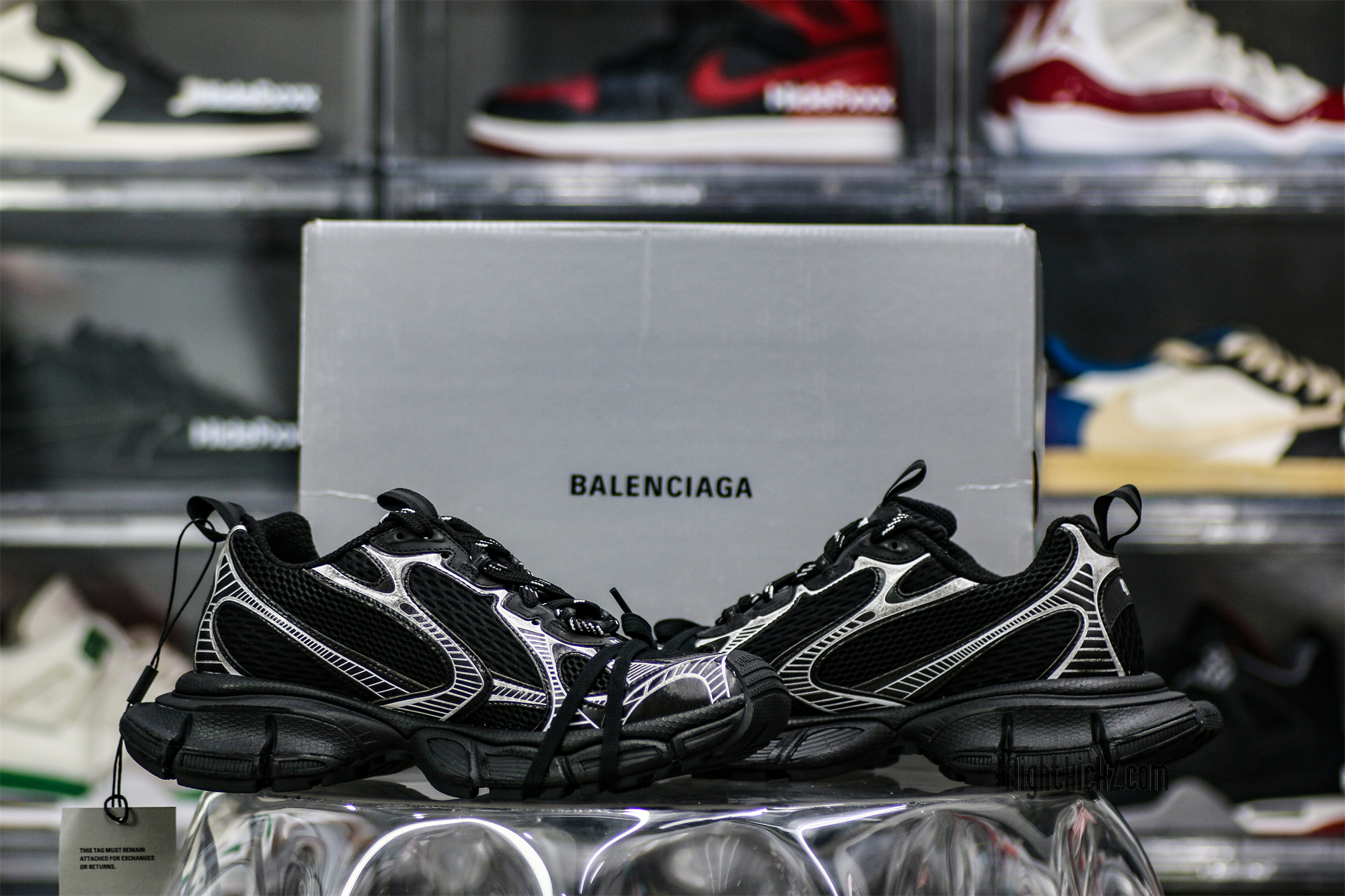 B@lenciag* 3XL Ski Sneaker in Black and white