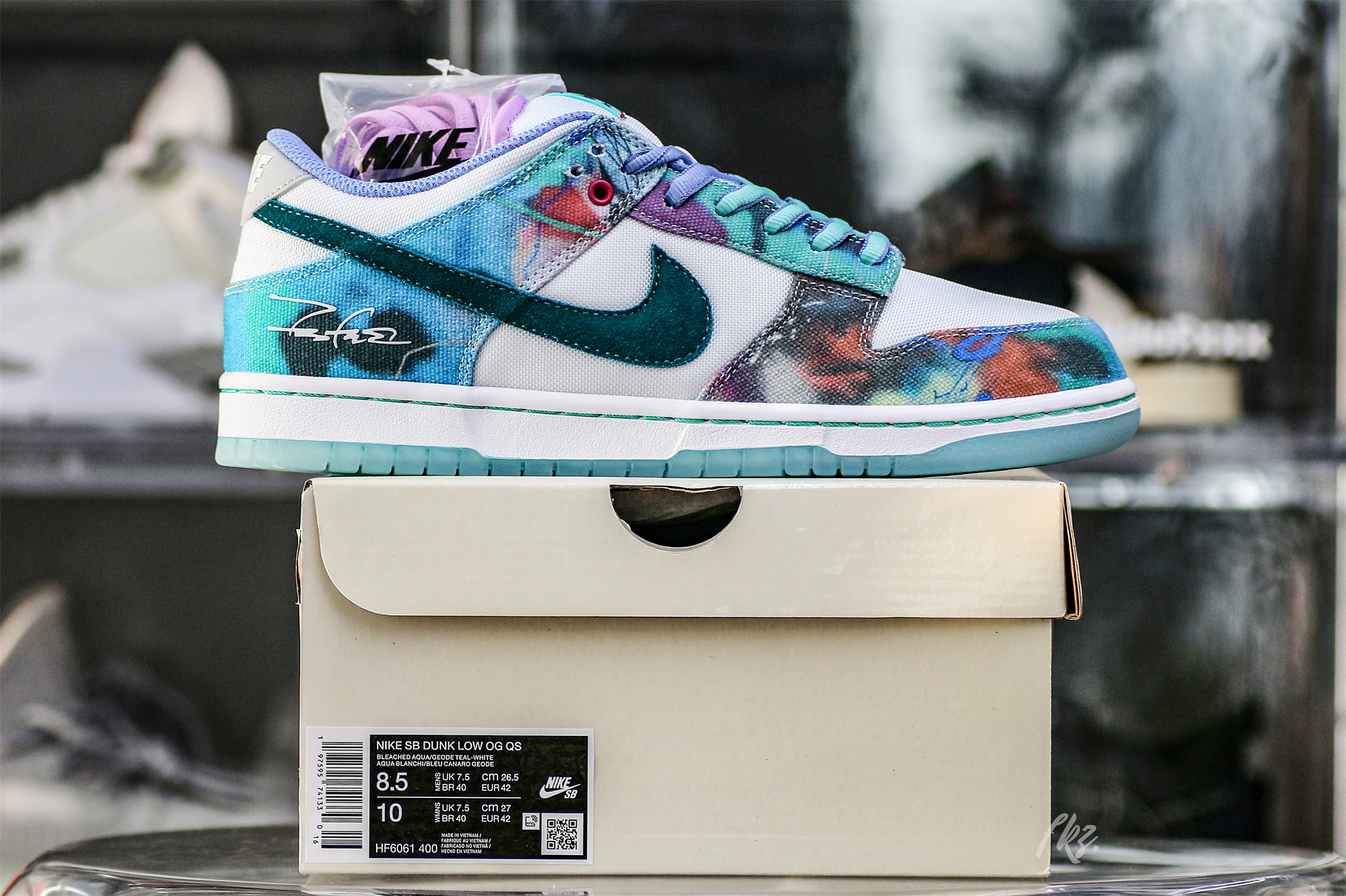 Nike SB Dunk Low Futura Laboratories Bleached Aqua