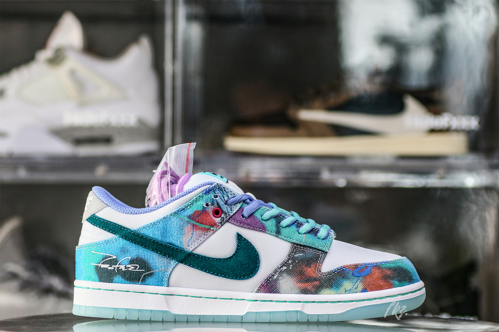 Nike SB Dunk Low Futura Laboratories Bleached Aqua