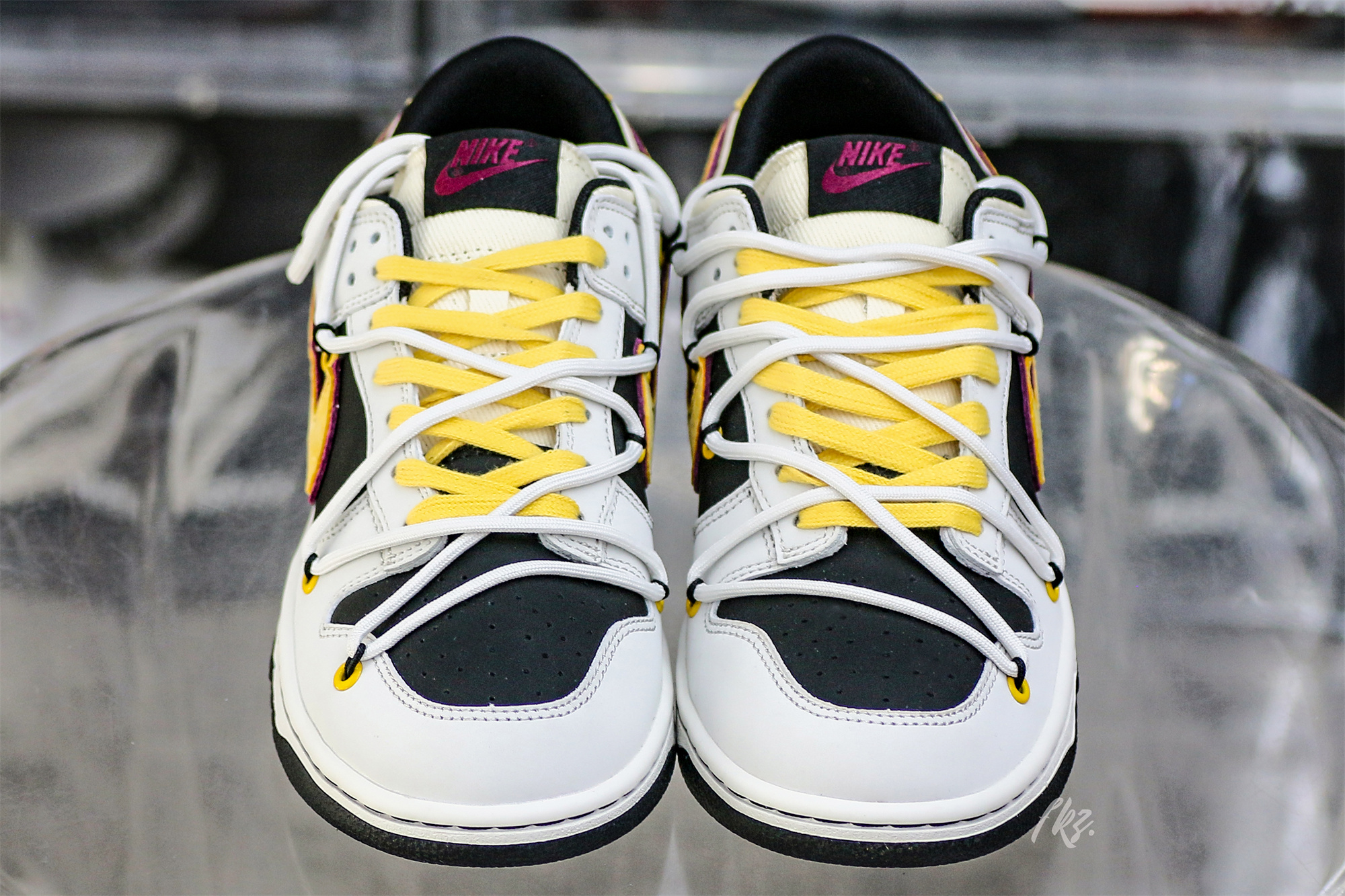 Otomo Katsuhiro x Nike Dunk One Piece Luffy White Yellow