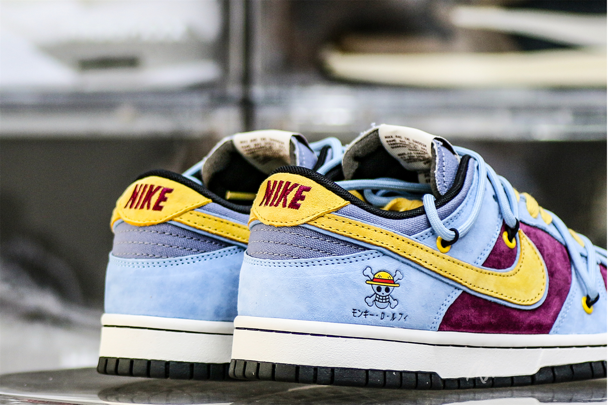 Otomo Katsuhiro x Nike Dunk One Piece Luffy Purple