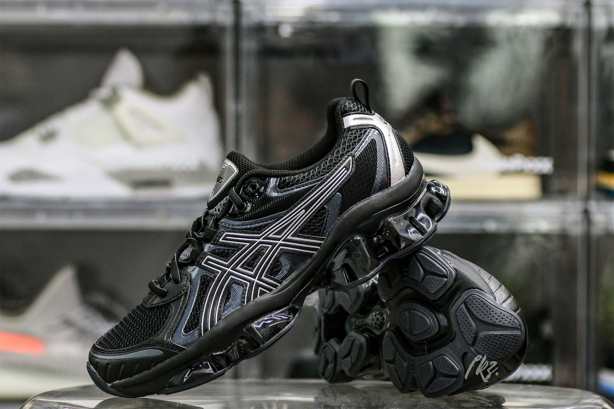 Gel Quantum Kinetic Graphite Grey Black