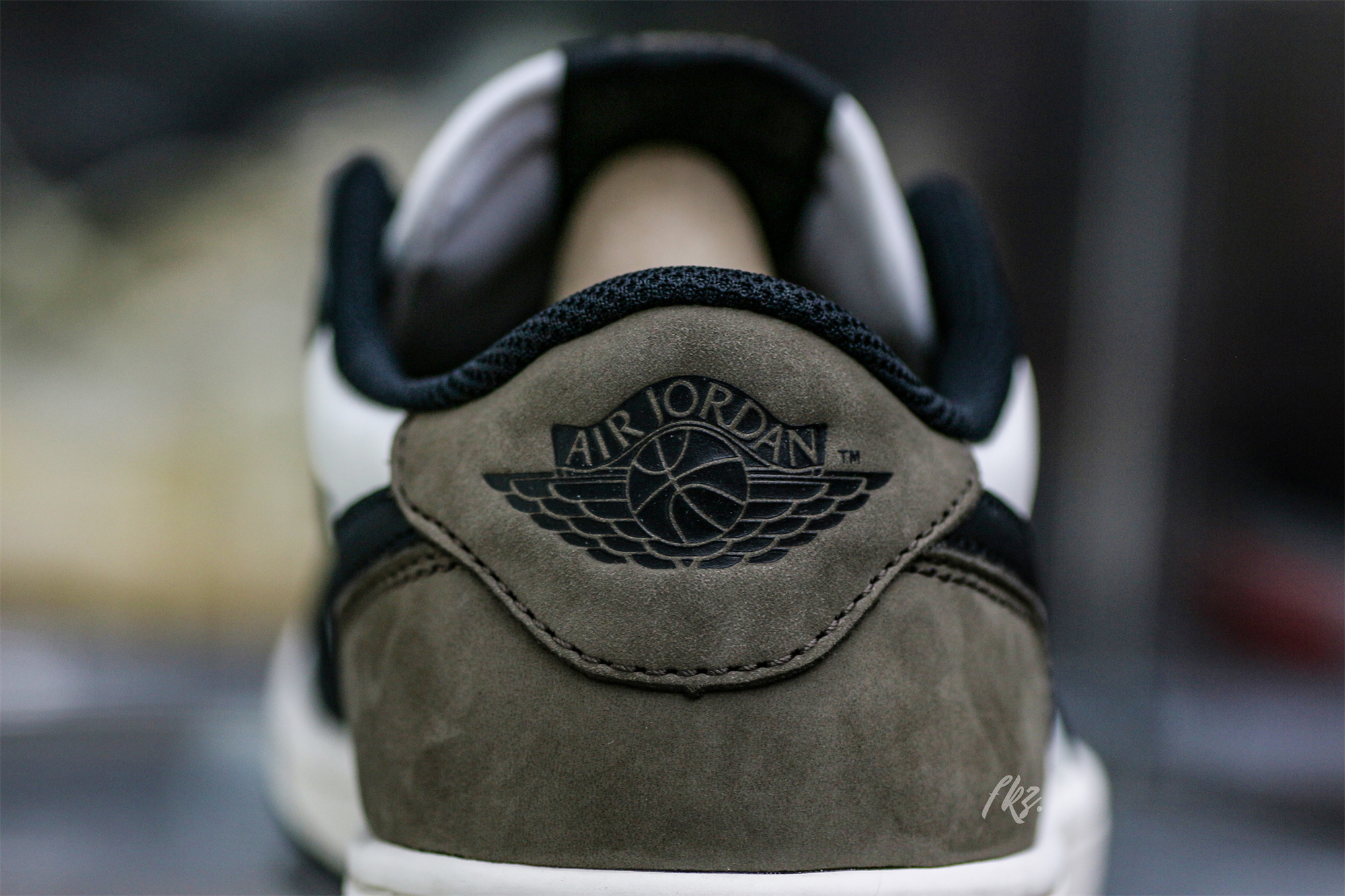 Air Jordan 1 Retro Low OG ‘Mocha’