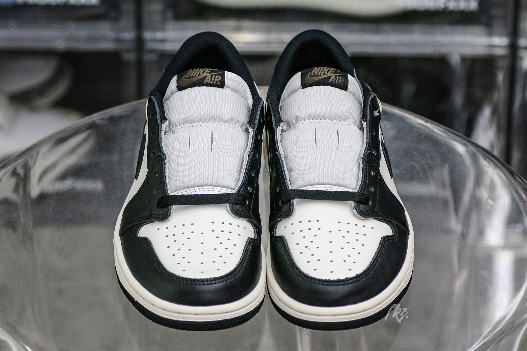 Air Jordan 1 Retro Low OG ‘Mocha’