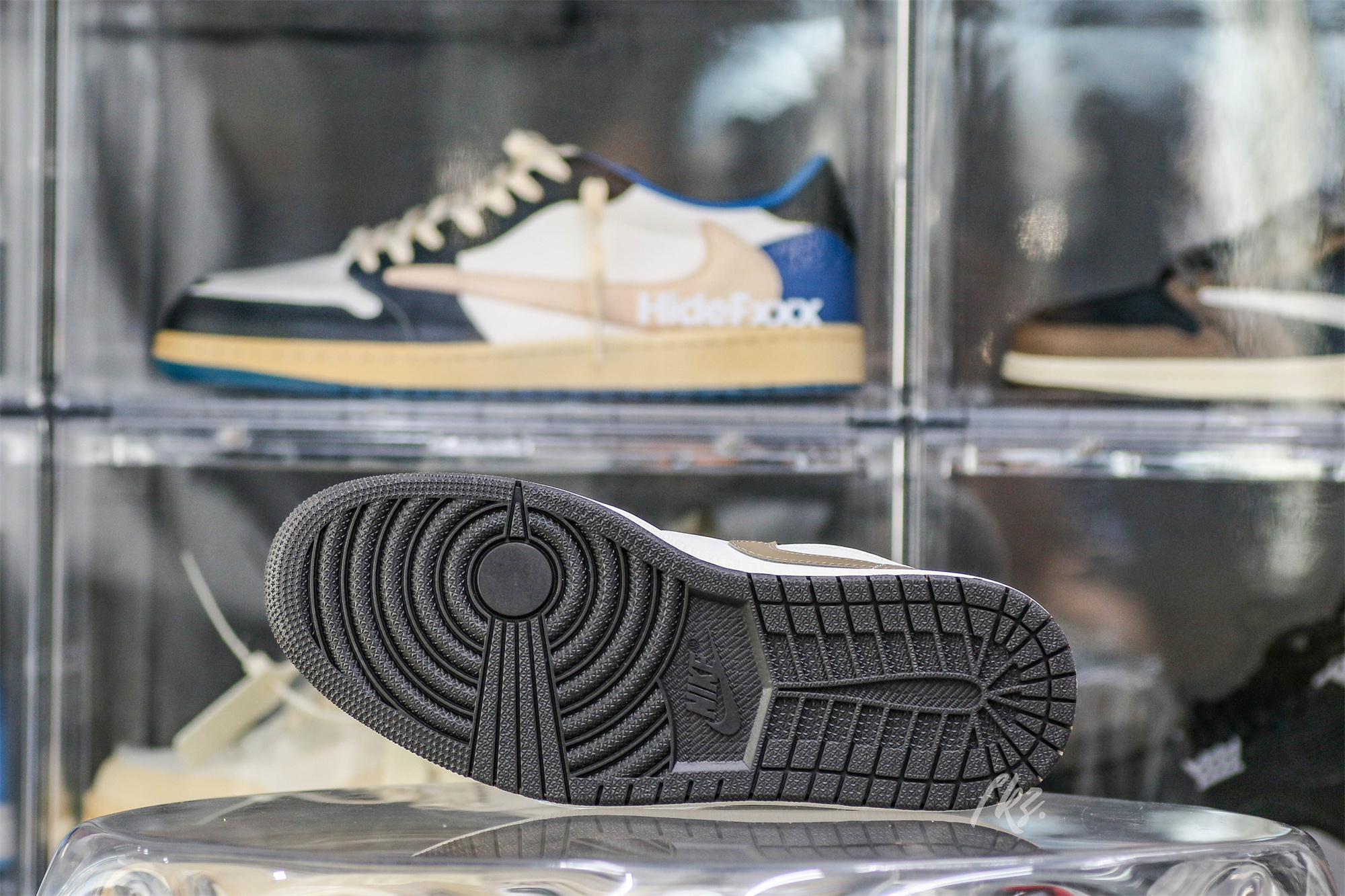 Wmns Jordan 1 Low Shadow Brown