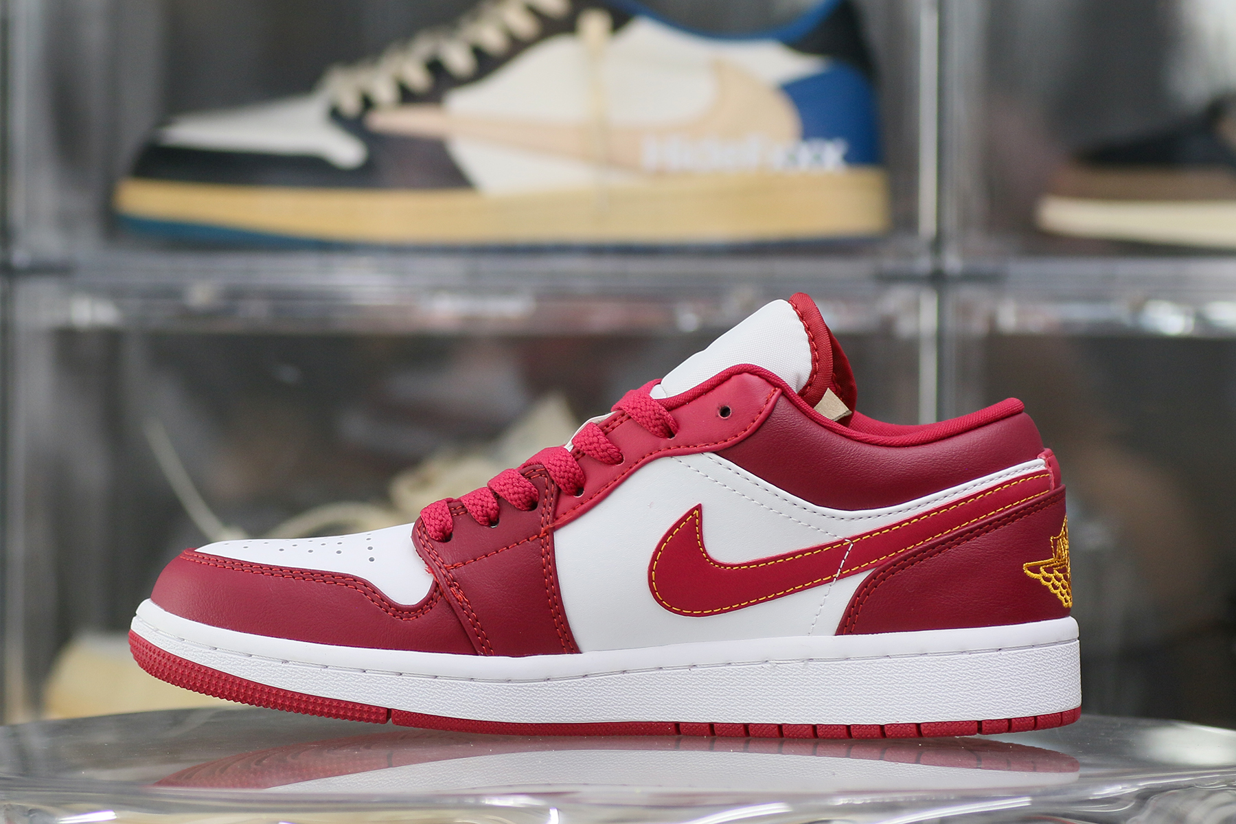 Jordan 1 Low Cardinal Red