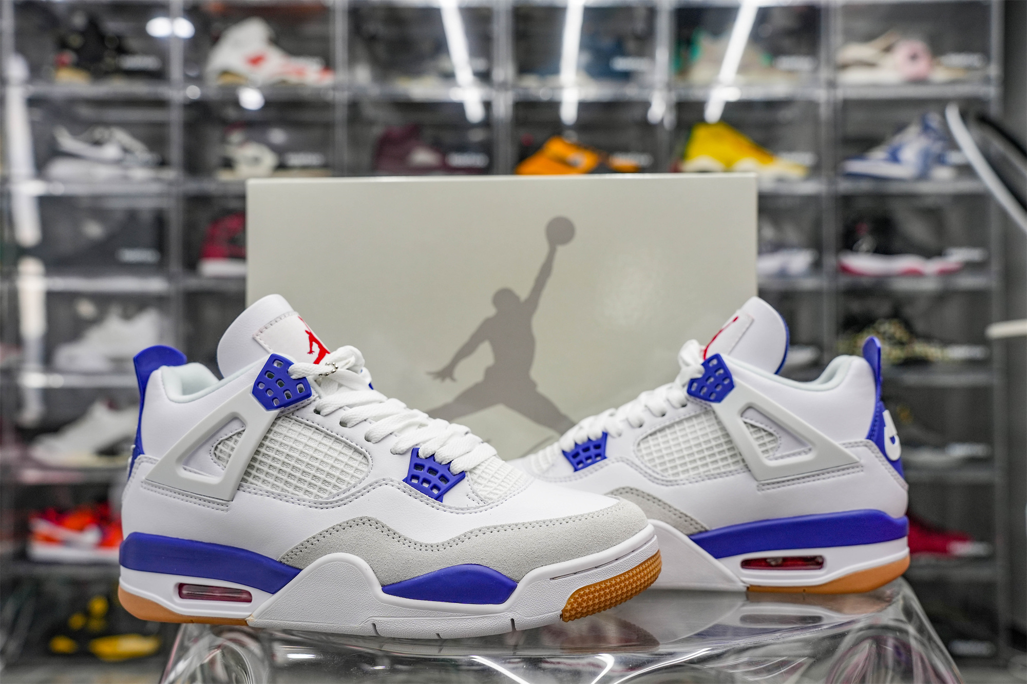 Air Jordan 4 Retro SP X Nike SB White Purple