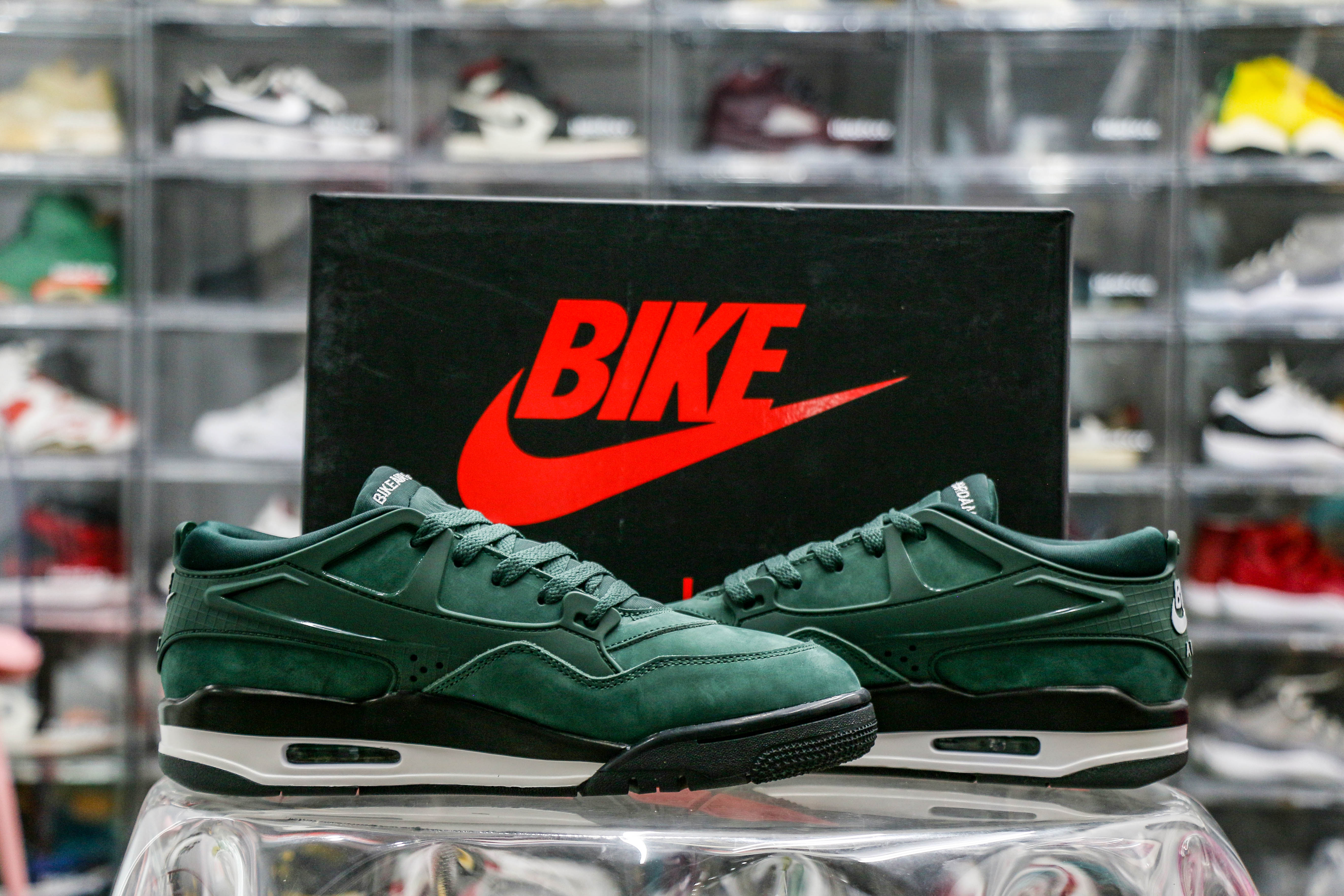 Nigel Sylvester x Air Jordan 4 RM Grandma’s Driveway