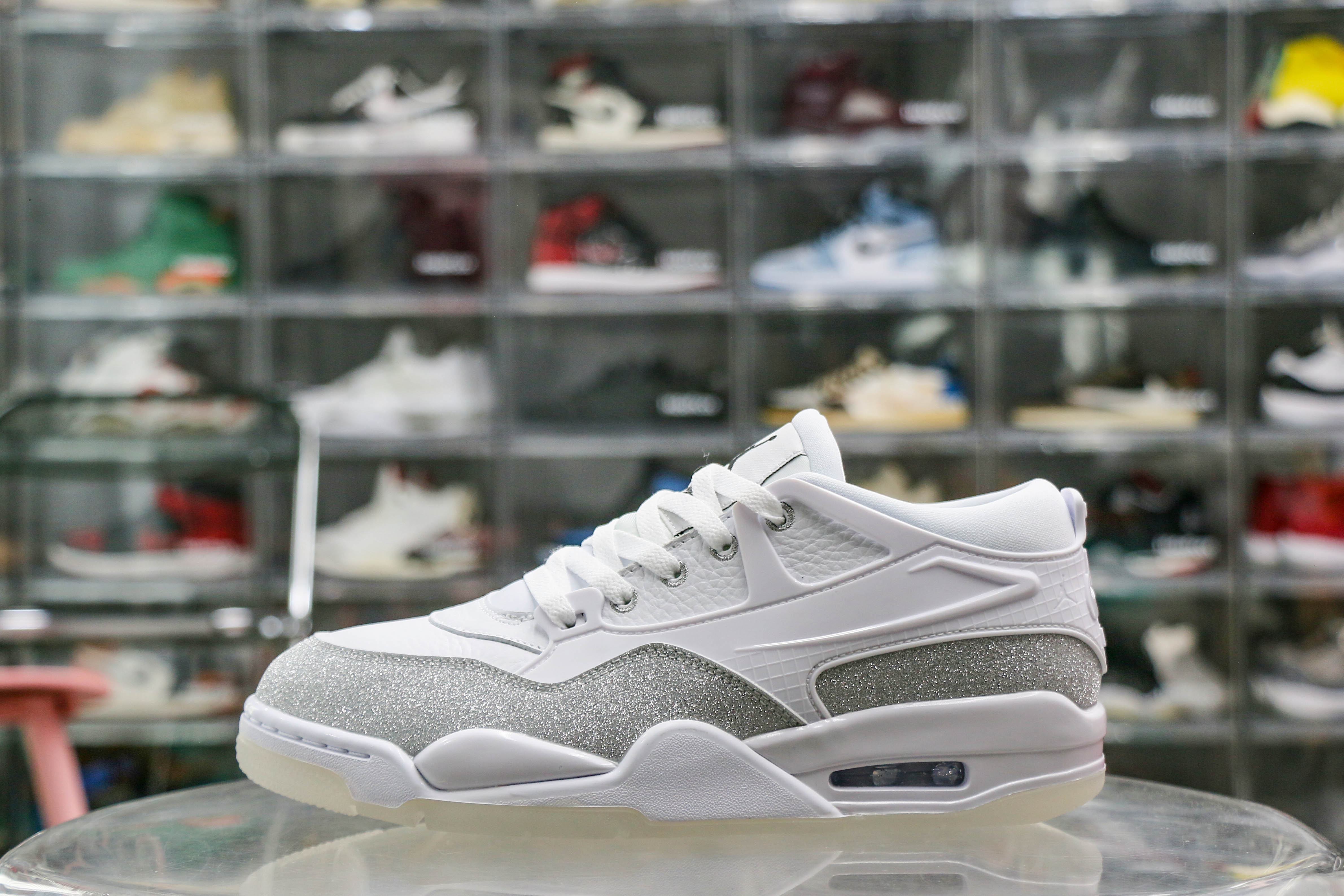 Jordan 4 RM metallic silver