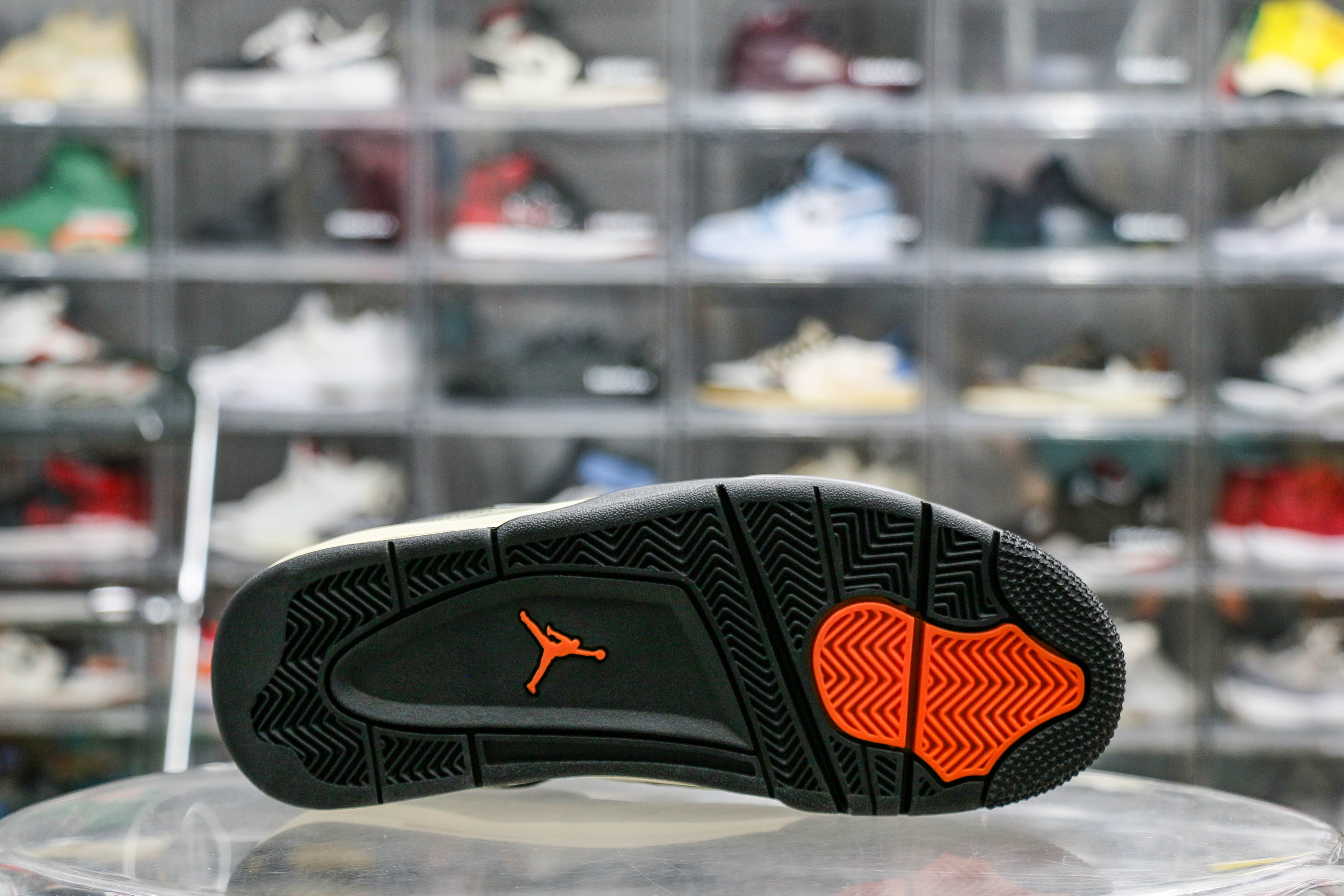 Air Jordan 4 Retro ‘Undefeated’ 2005