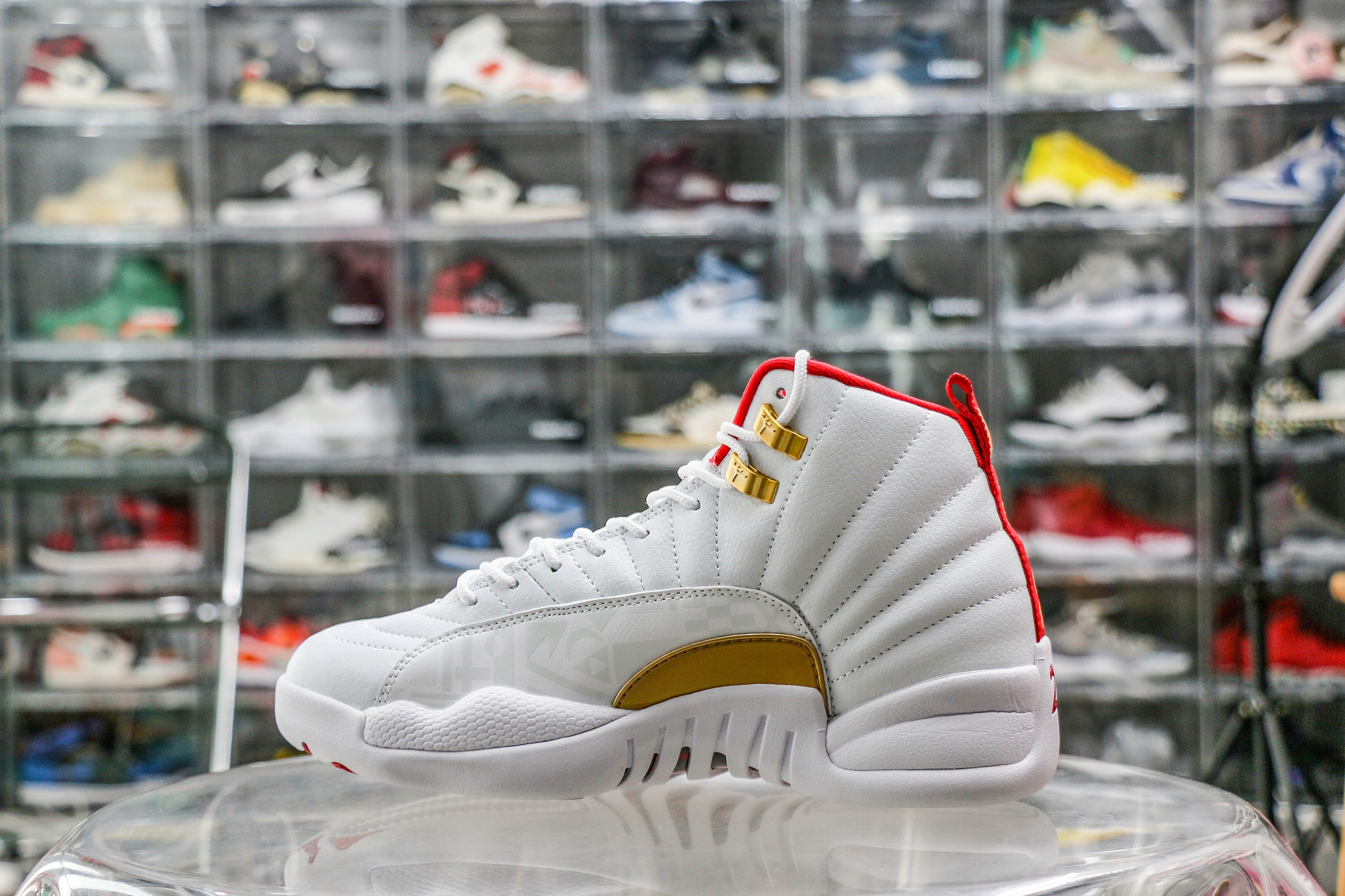 Jordan 12 Retro FIBA (2019)