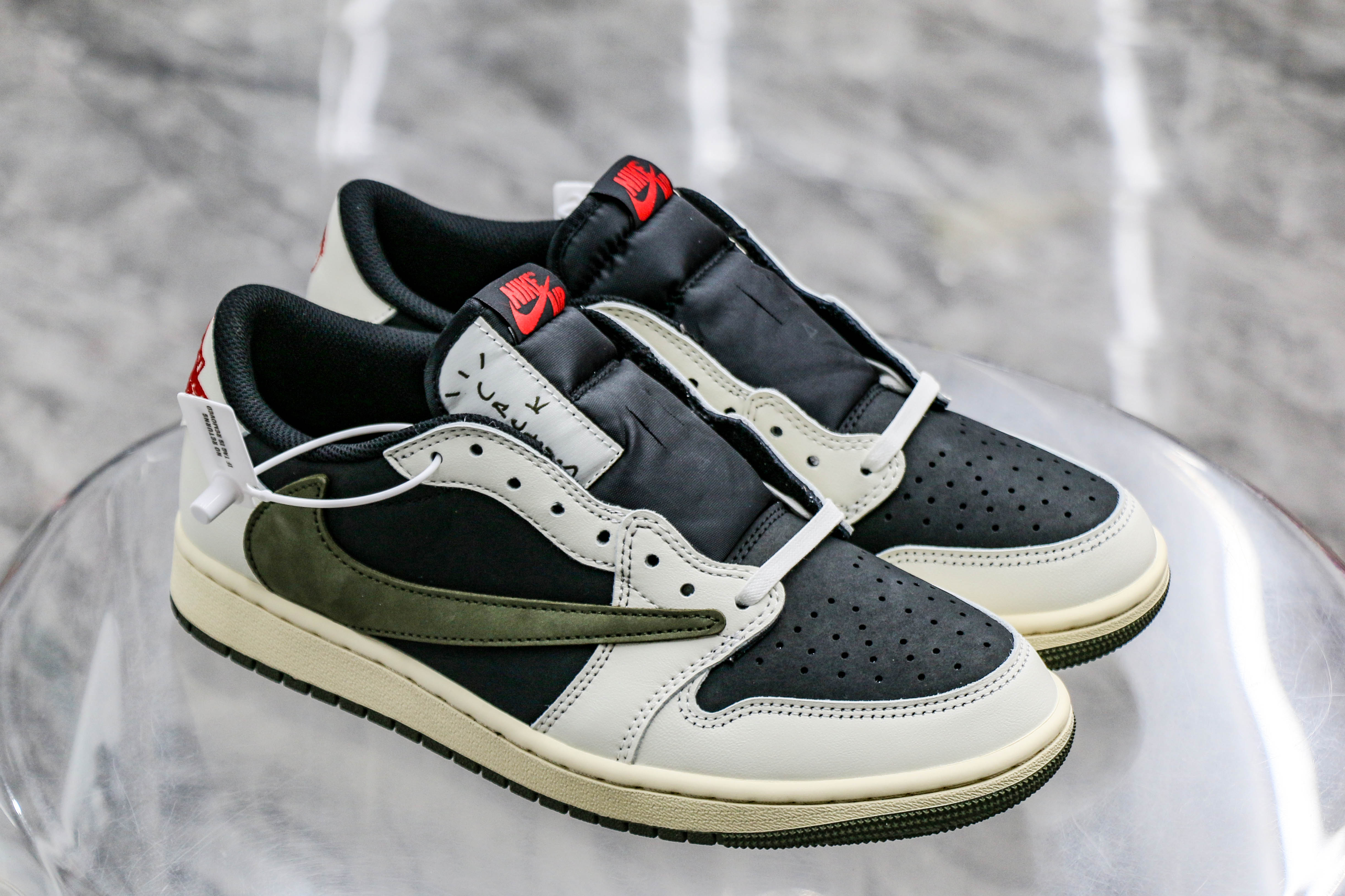 Travis Scott x Air Jordan 1 Low OG SP Olive(A2 Batch)