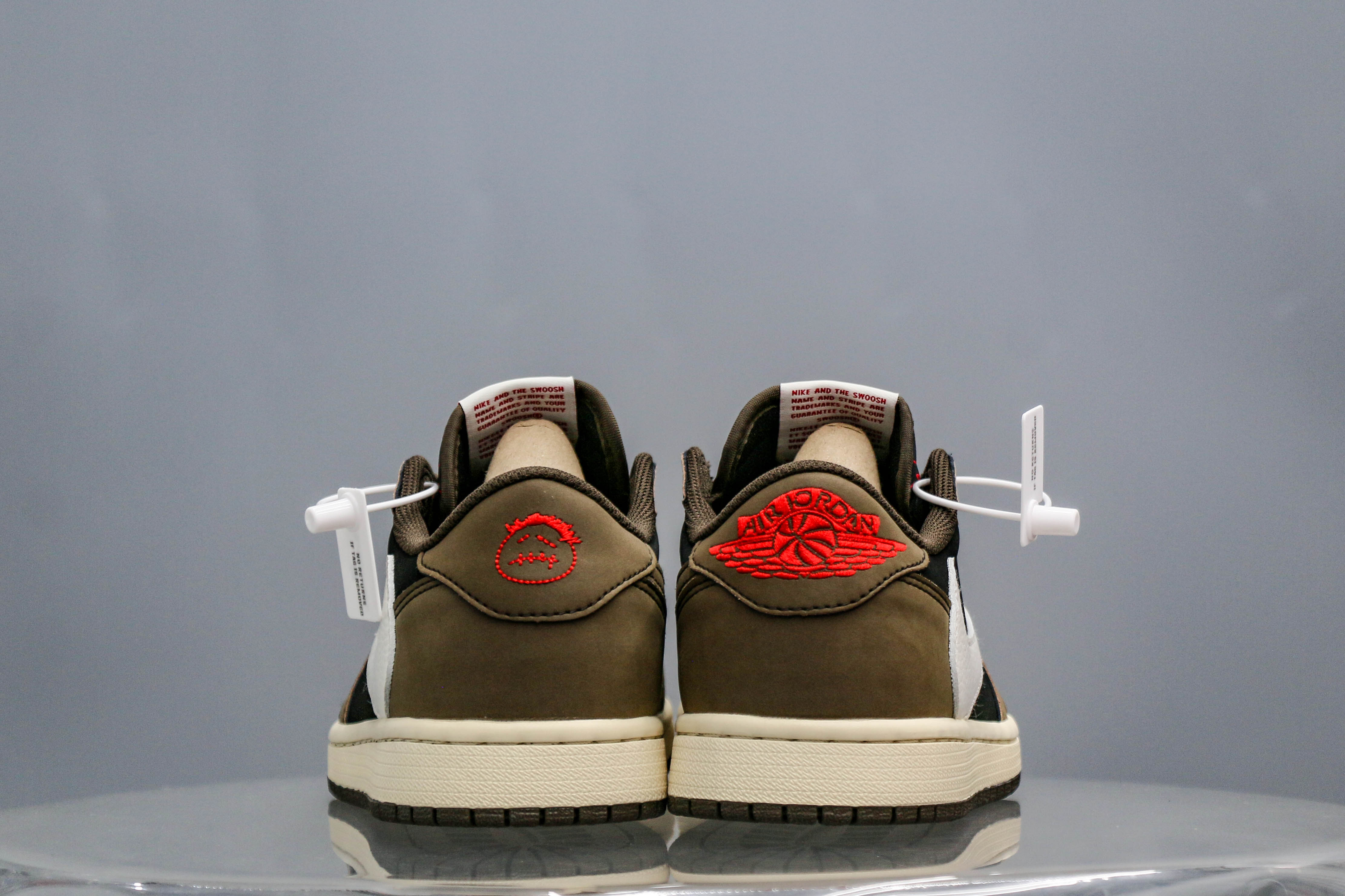 Travis Scott X Air Jordan 1 Low ‘Cactus Jack’（A2 Batch)