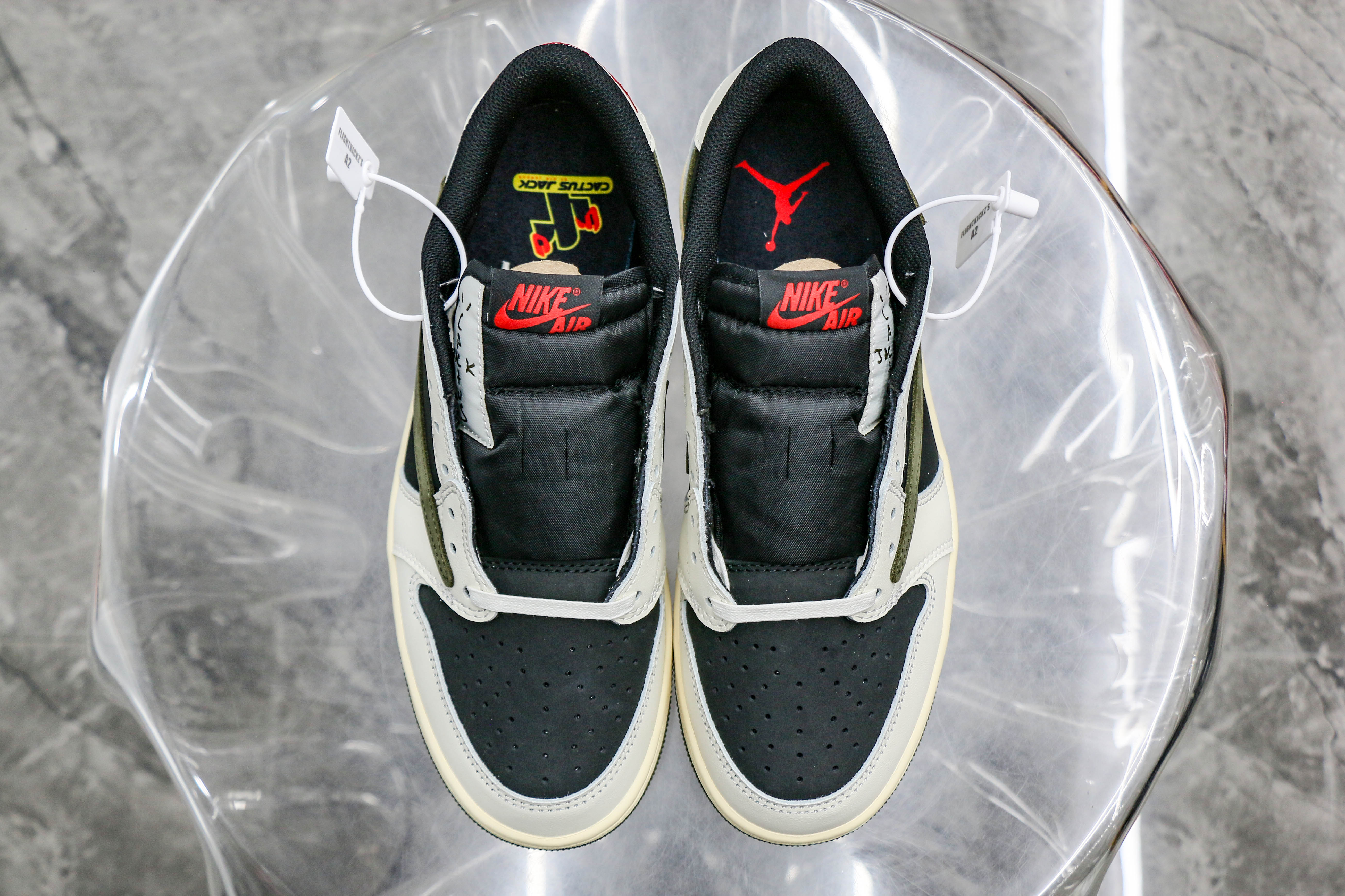 Travis Scott x Air Jordan 1 Low OG SP Olive(A2 Batch)