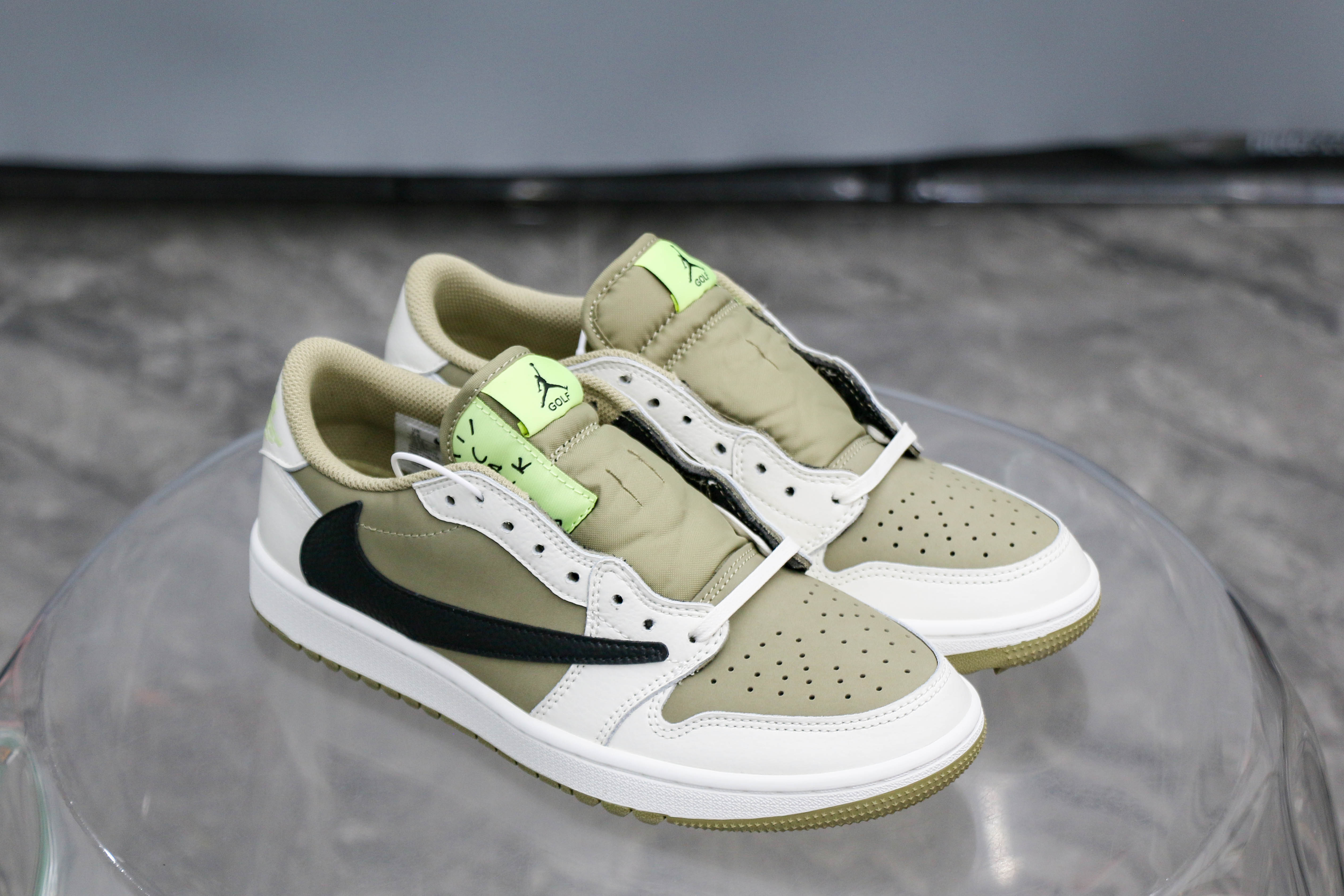 Travis Scott x Air Jordan 1 Low Golf Neutral Olive (A2 Batch)