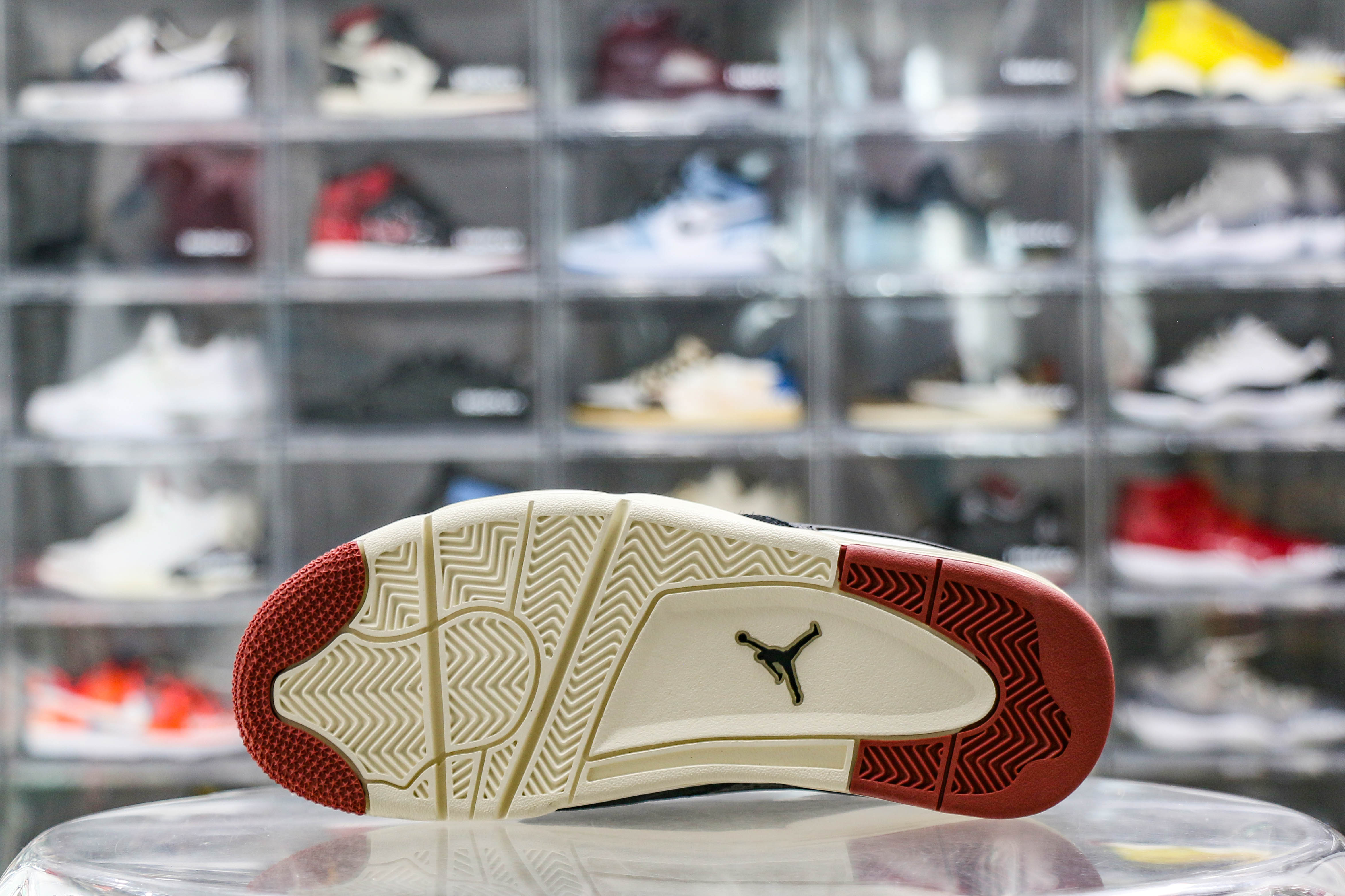 Jordan 4 RM Canyon Rust