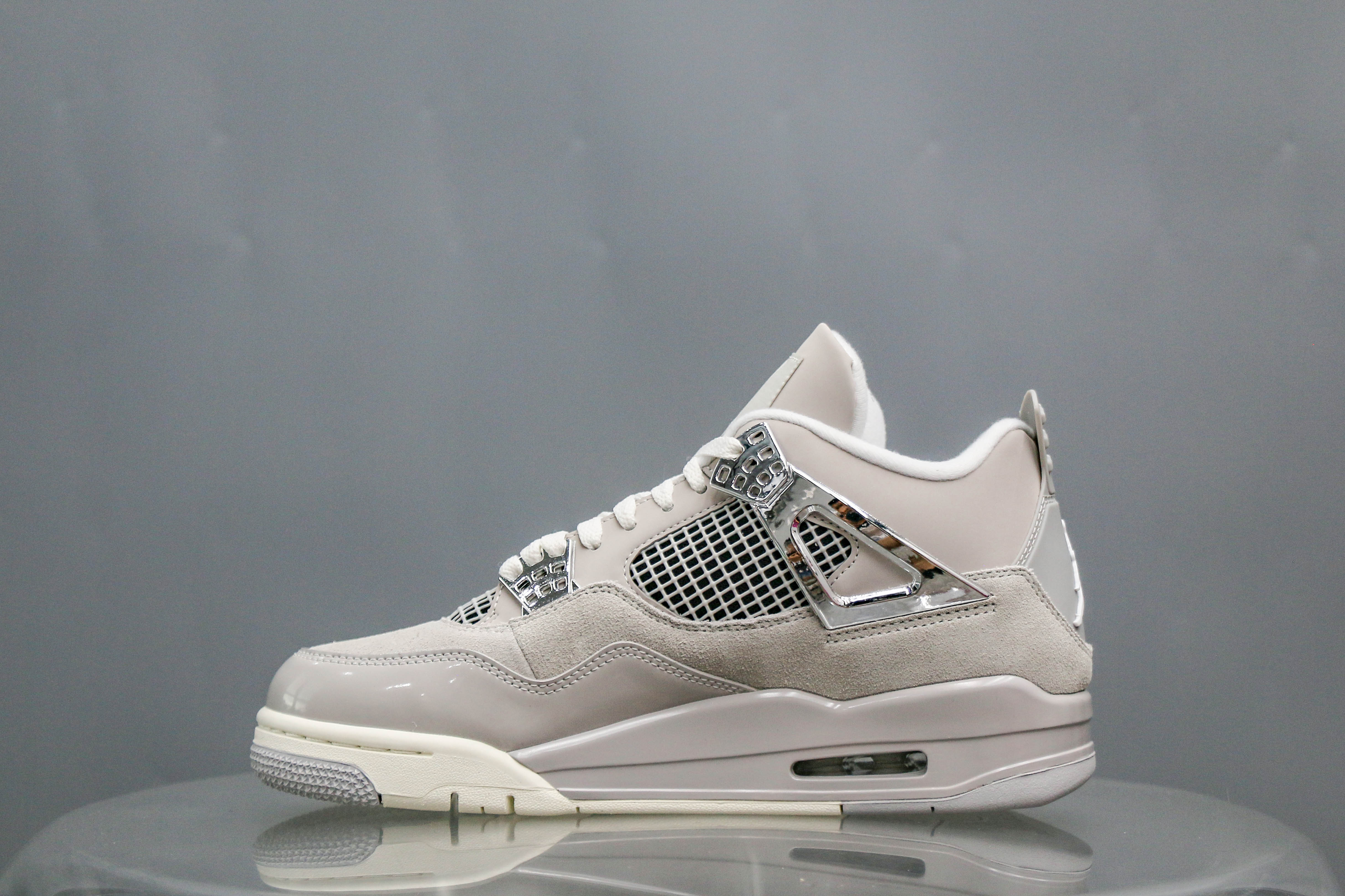 Air Jordan 4 Retro Frozen Moments (A2 Batch)