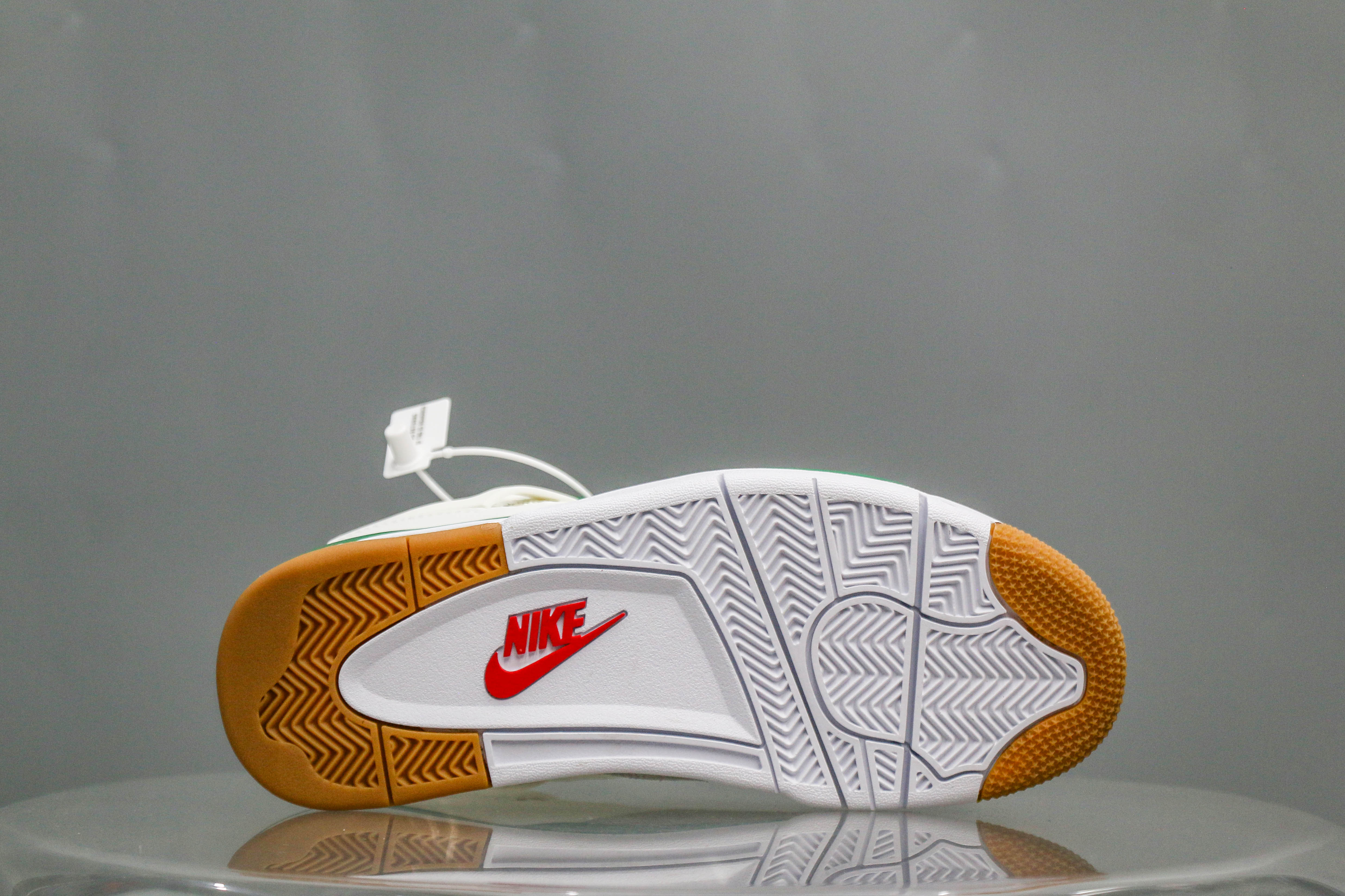 Air Jordan 4 Retro Pine Green 2023 (A2 Batch)