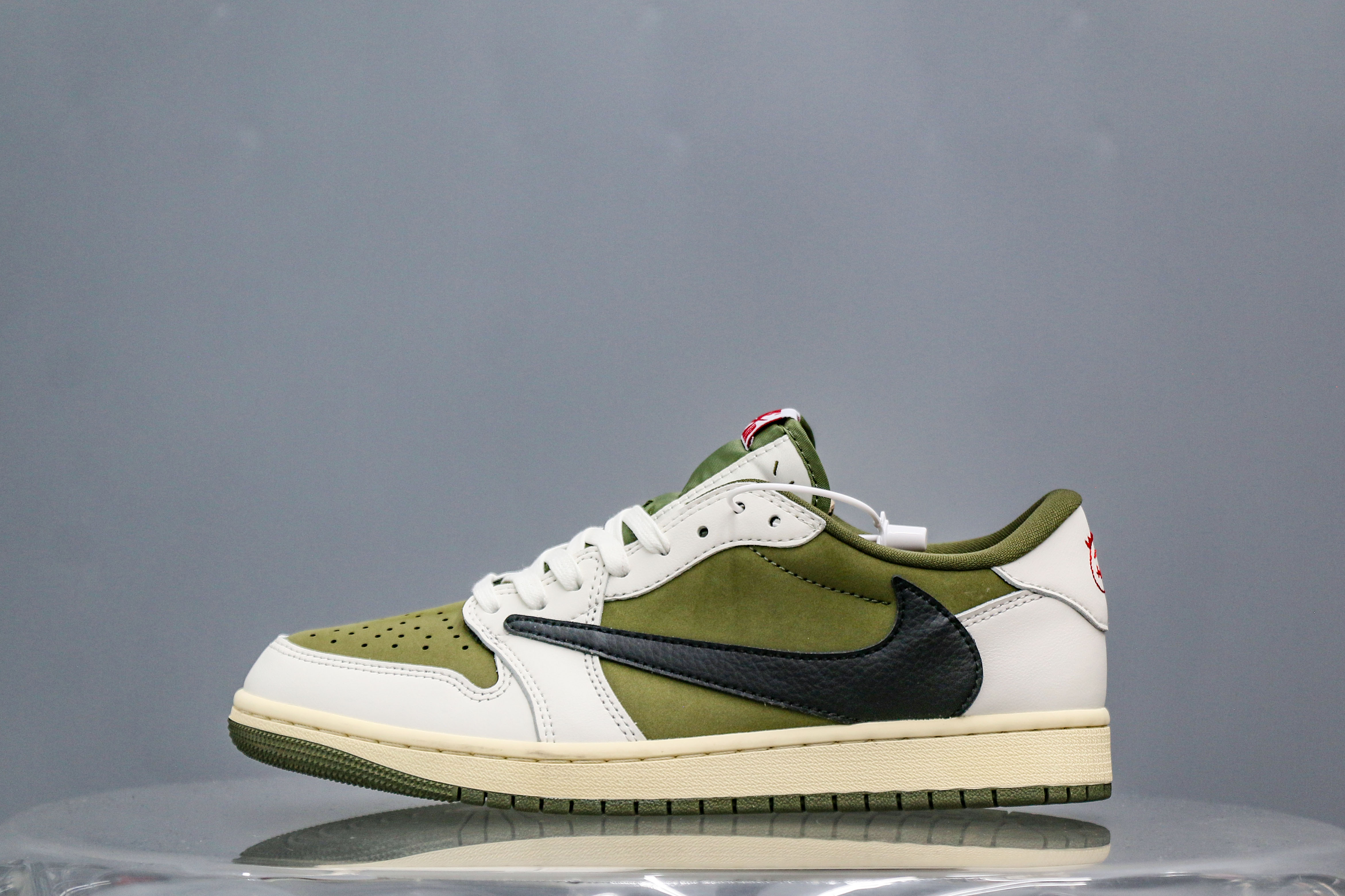 Travis Scott x Air Jordan 1 ‘ Medium Olive’ (A2 Batch)