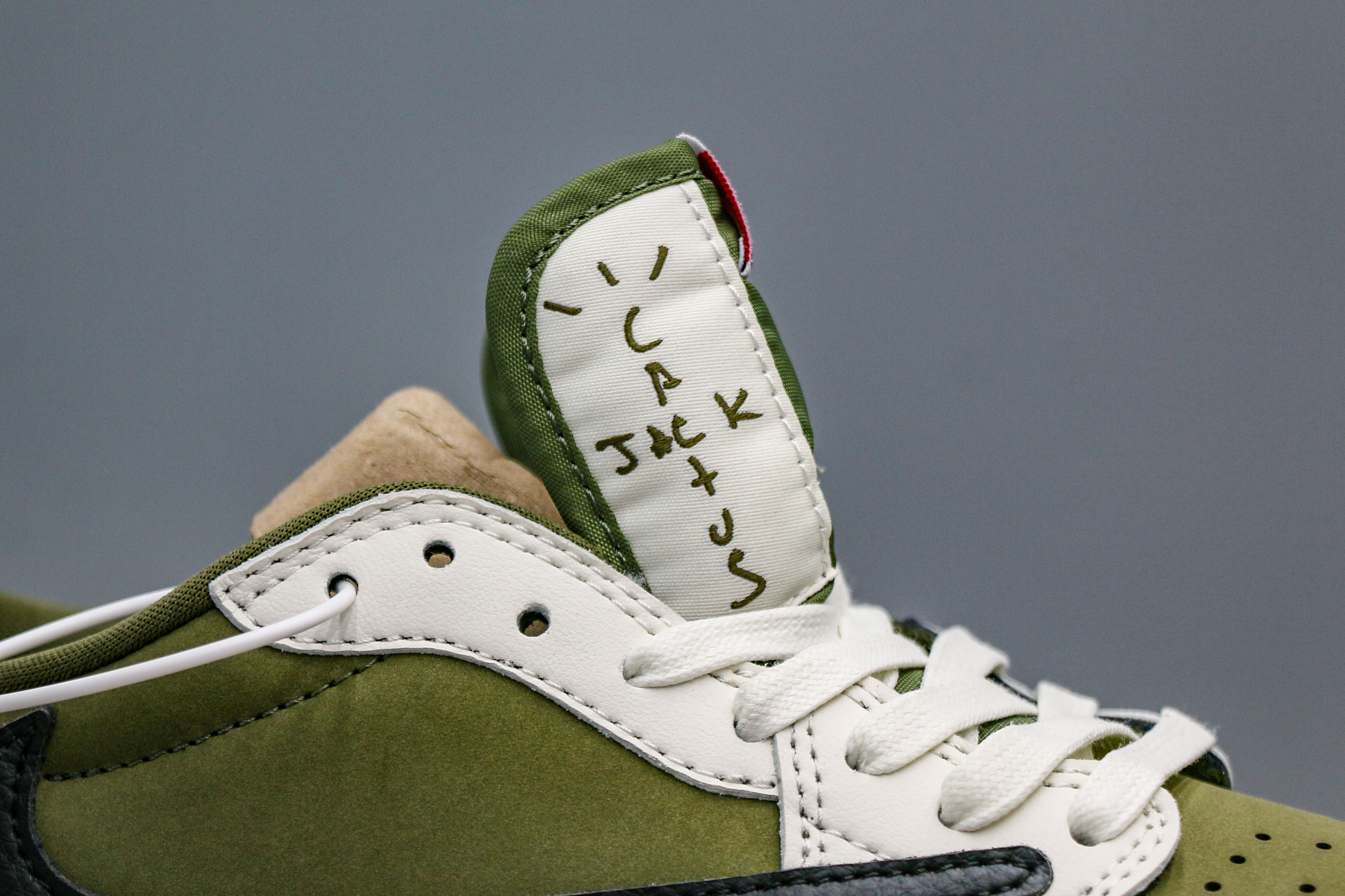 Travis Scott x Air Jordan 1 ‘ Medium Olive’ (A2 Batch)