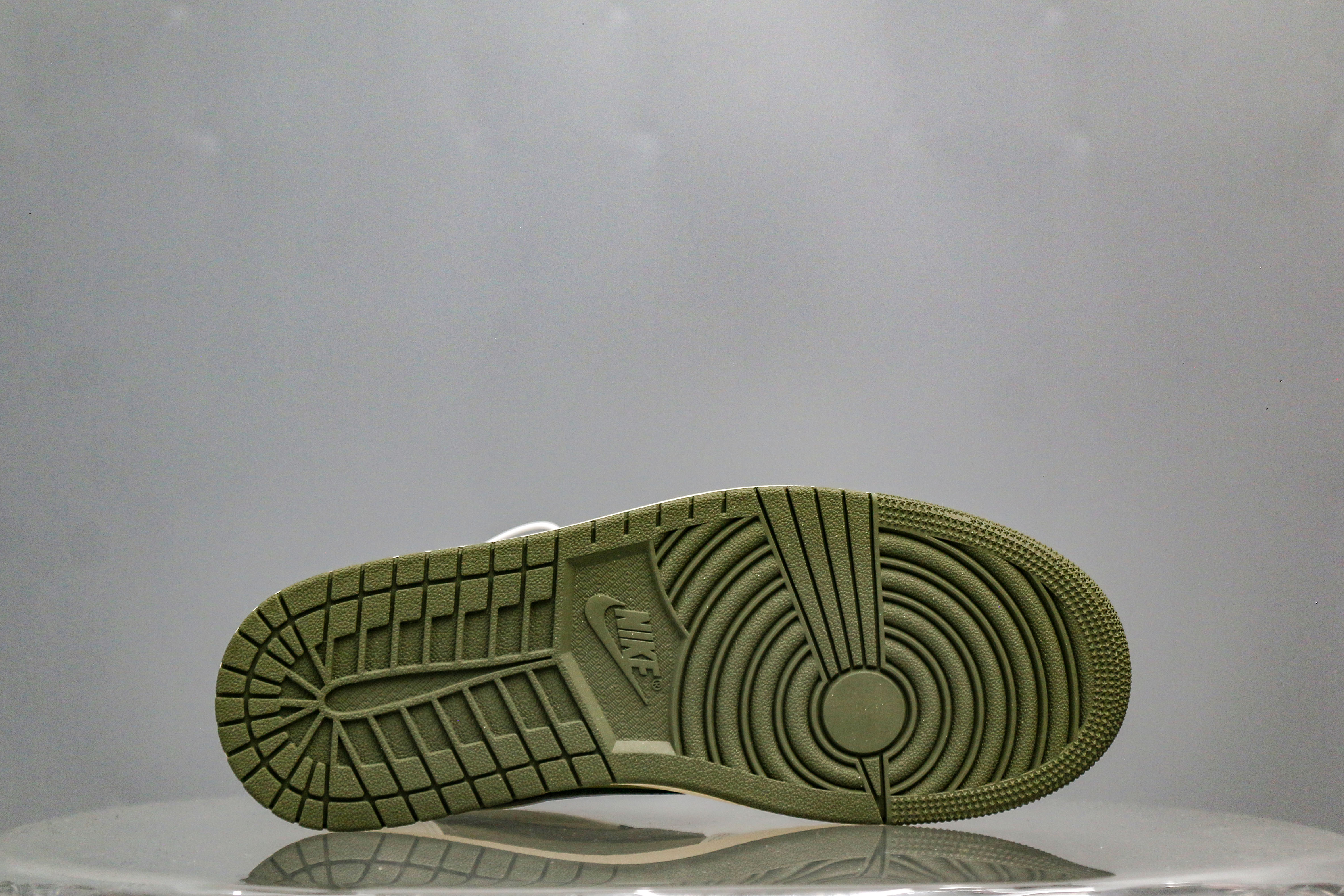 Travis Scott x Air Jordan 1 ‘ Medium Olive’ (A2 Batch)