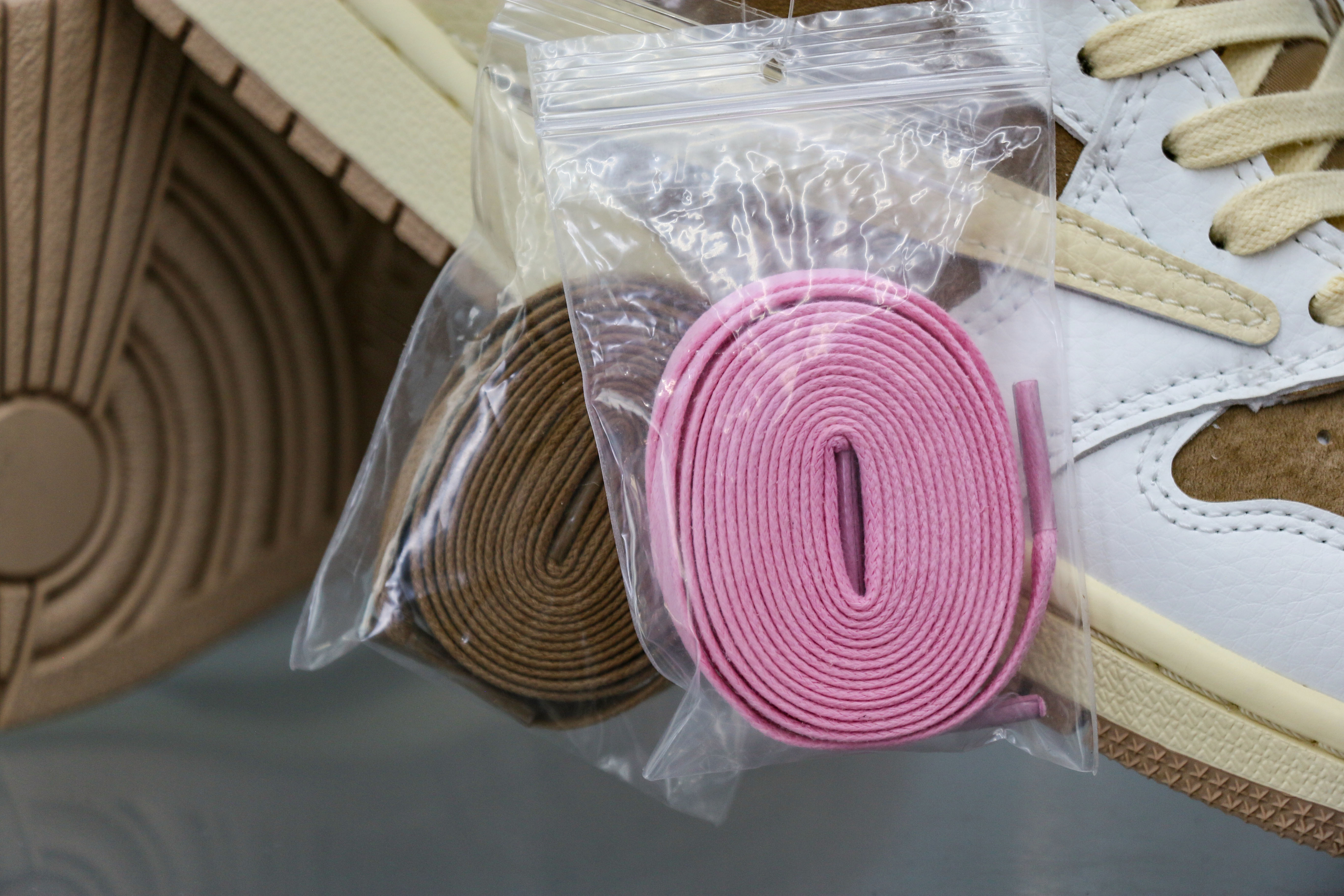 Travis Scott X Air Jordan 1 Low OG Sail / Muslin（A2 Batch)