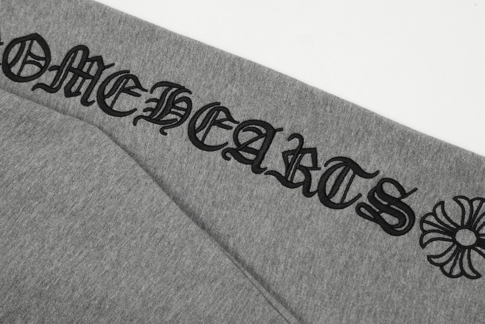 Chrome Hearts gray embroidered and printed heavy-duty zip-up hoodie