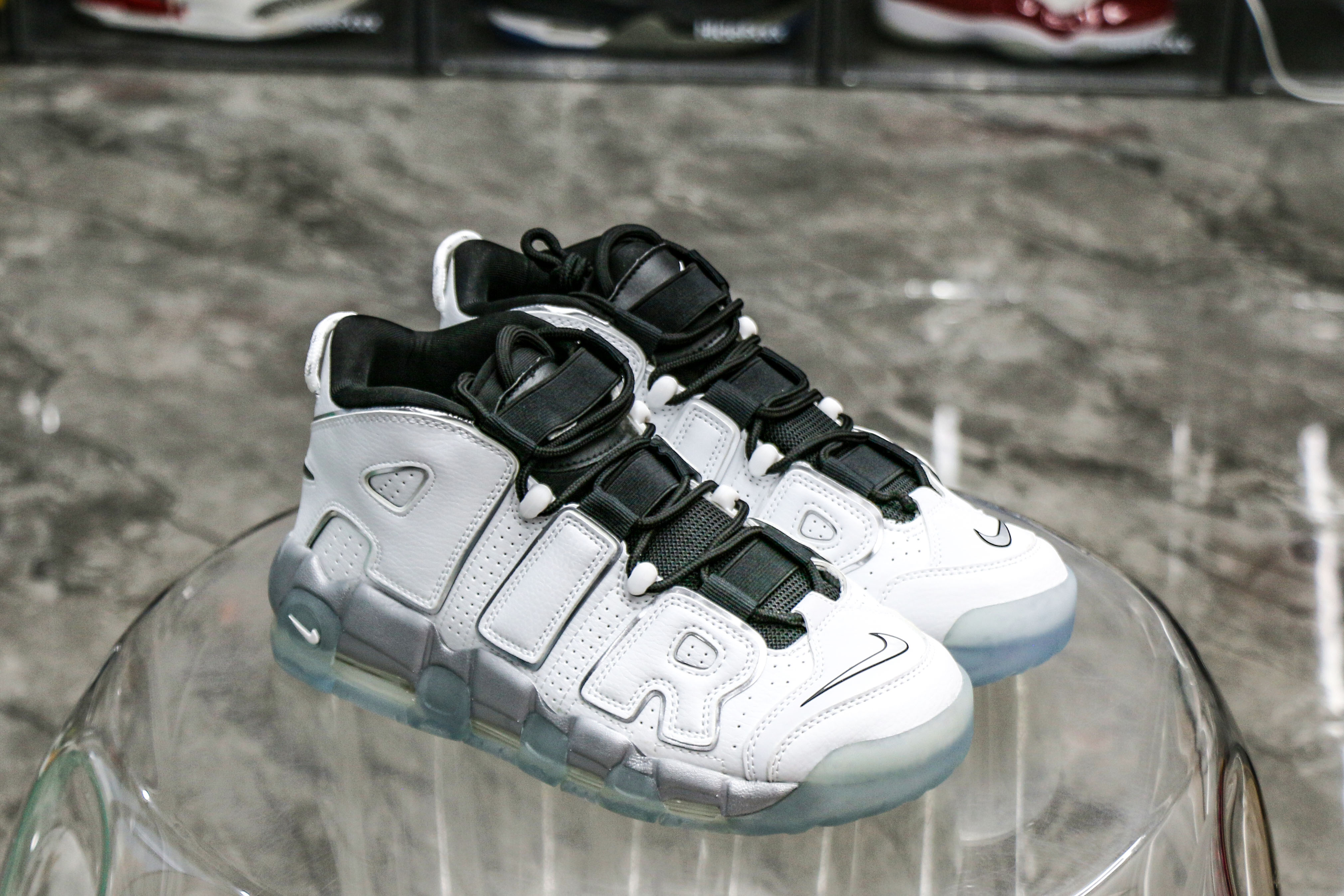Nike Air More Uptempo SE White Chrome