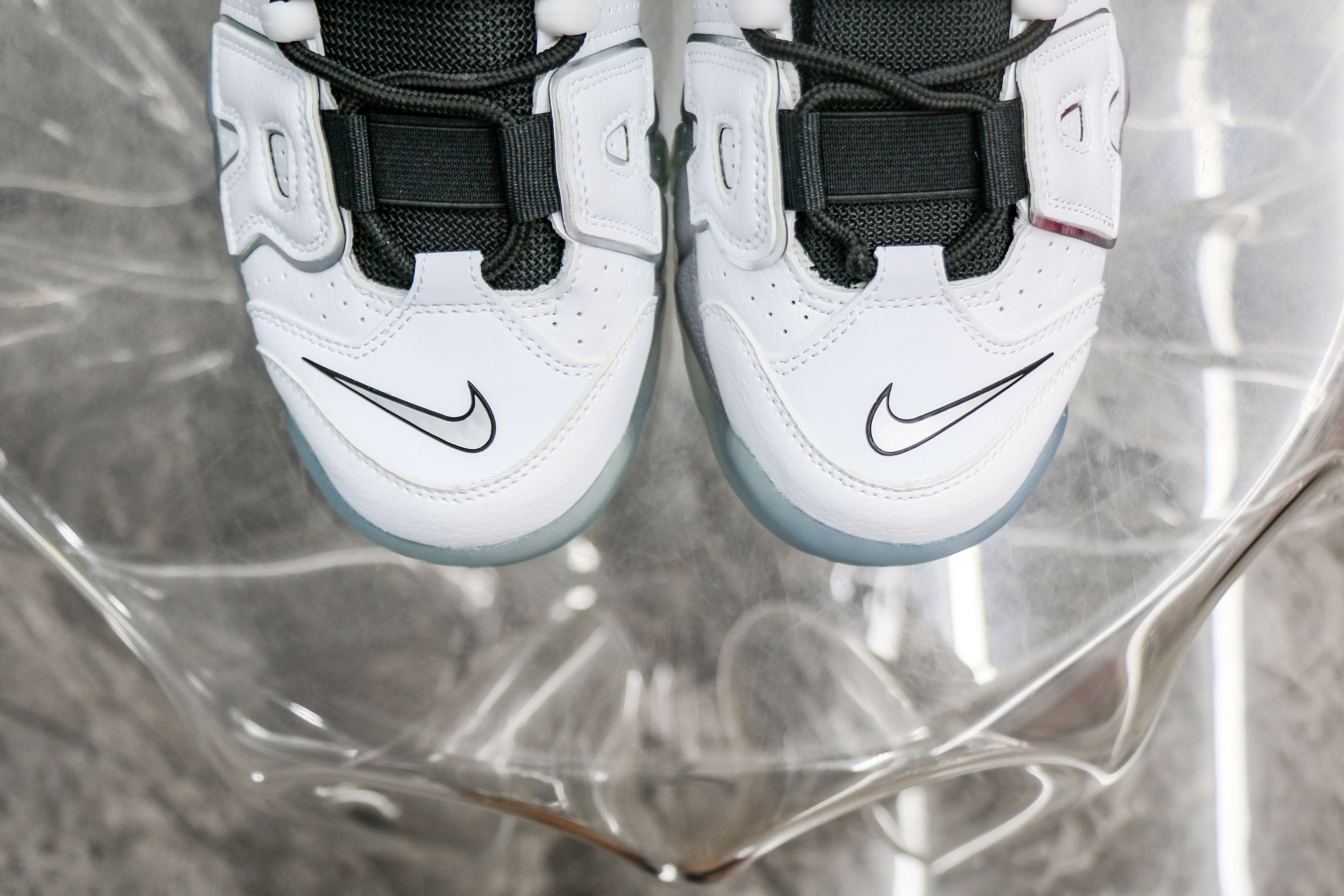 Nike Air More Uptempo SE White Chrome
