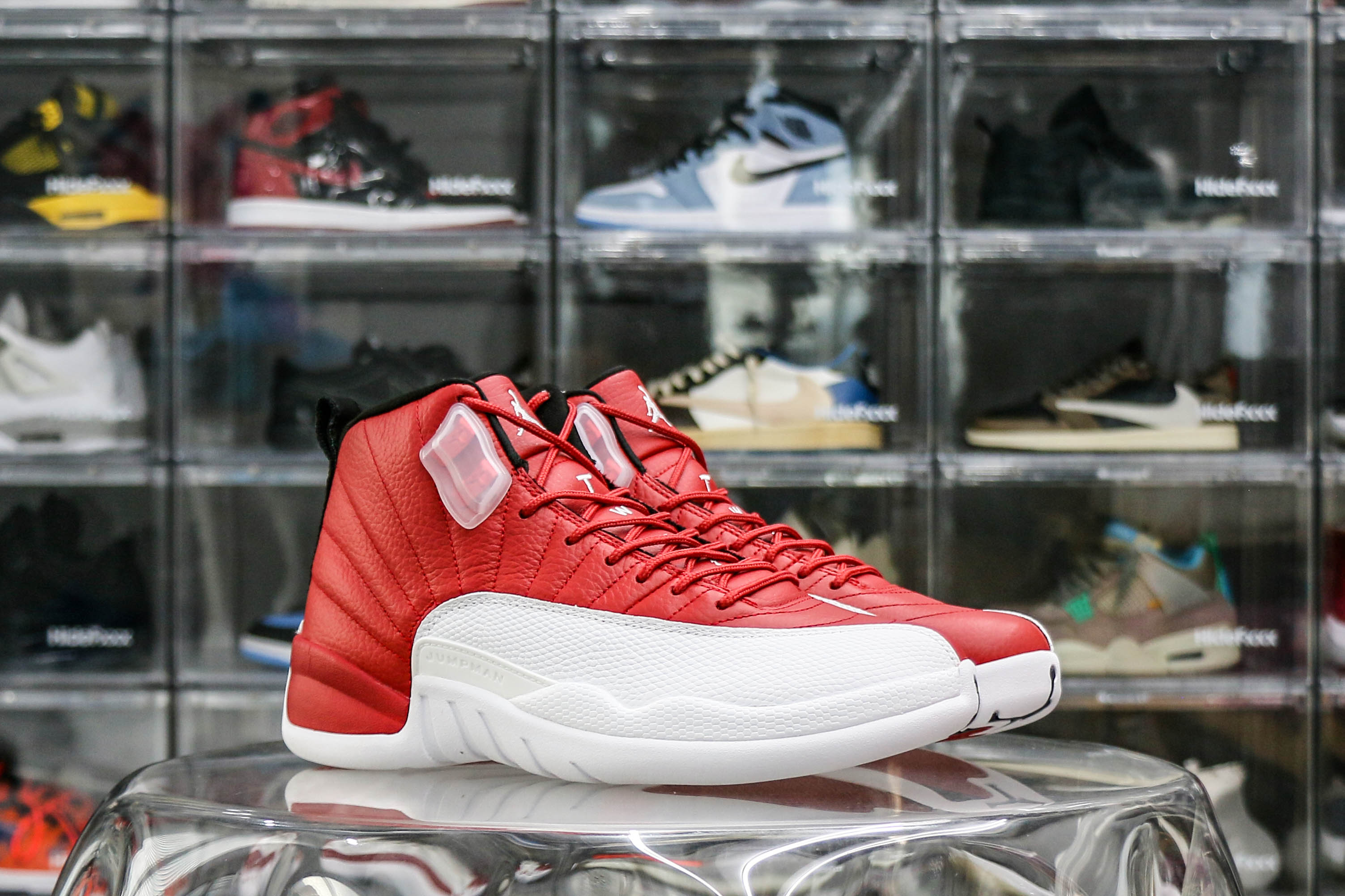 Jordan 12 Retro Gym Red（2016）