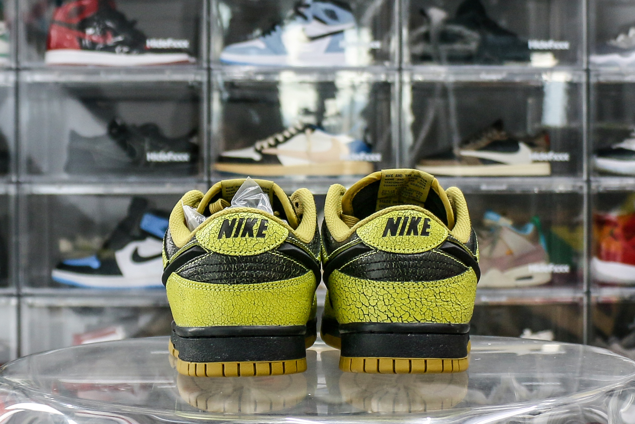 Nike Dunk Low QS Halloween Skull