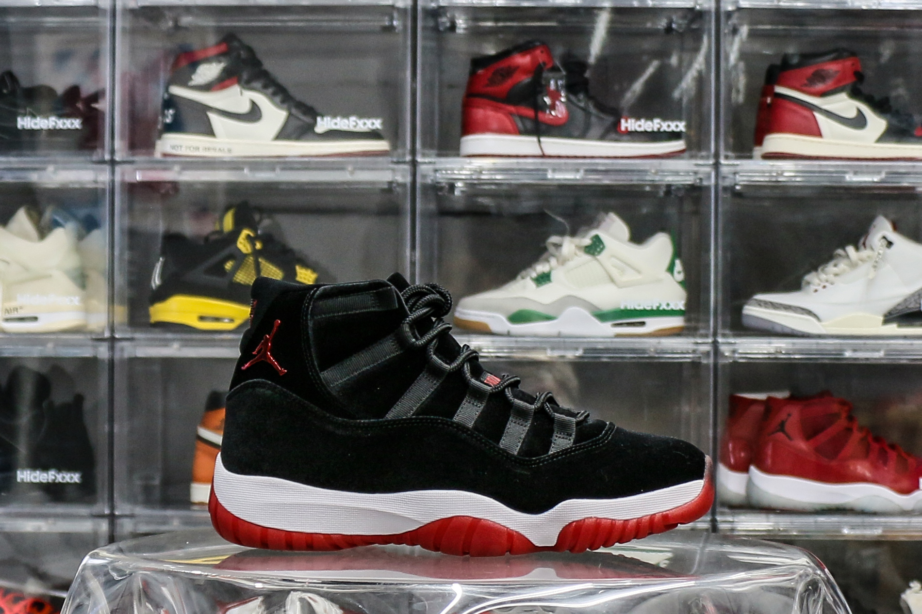 Wmns Jordan 11 Retro Bred Velvet (Ln5 A1)