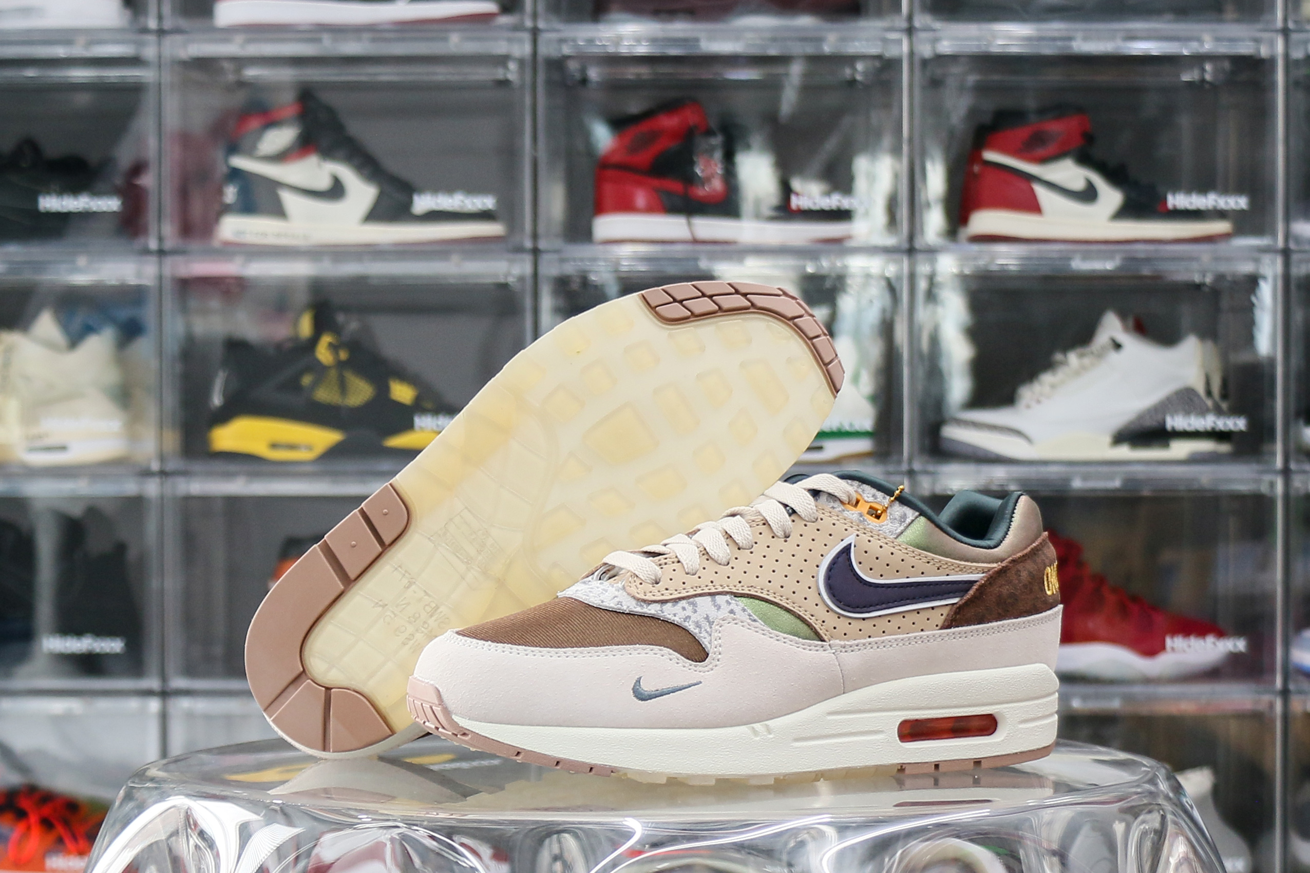 Nike Air Max 1 ’87 Premium University of Oregon PE (2024)