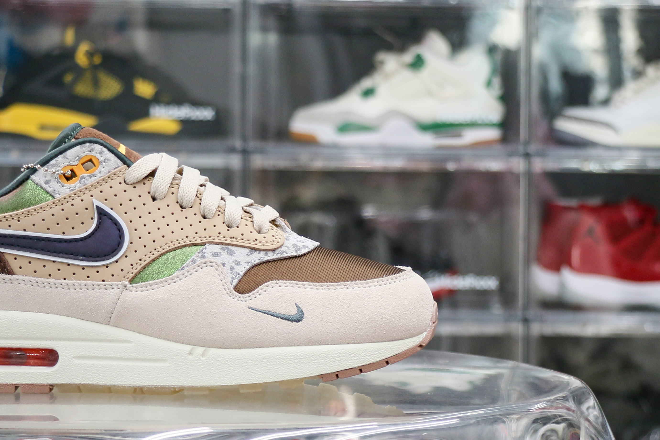 Nike Air Max 1 ’87 Premium University of Oregon PE (2024)