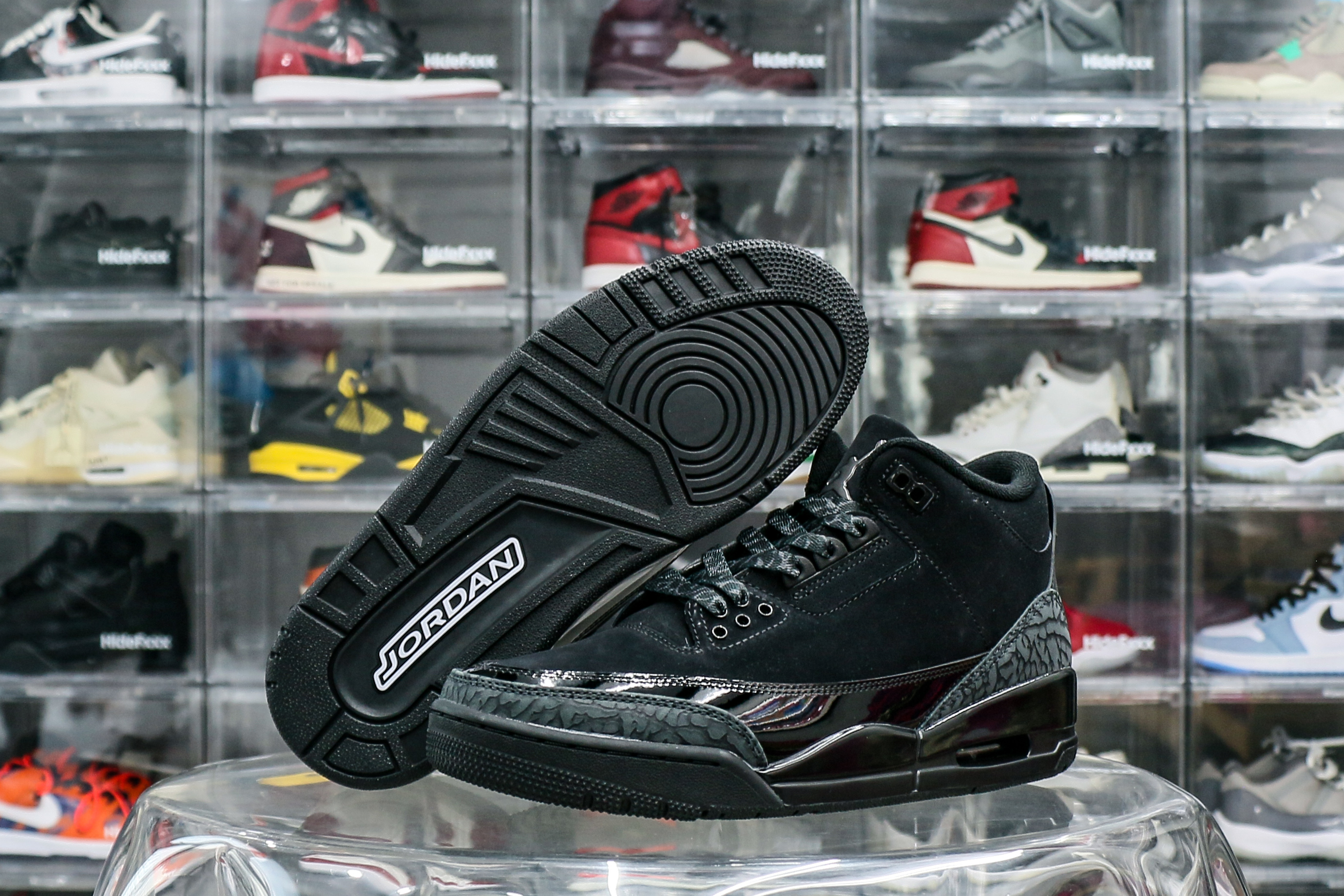 Air Jordan 3 Black Cat 2025 (A1 Batch)