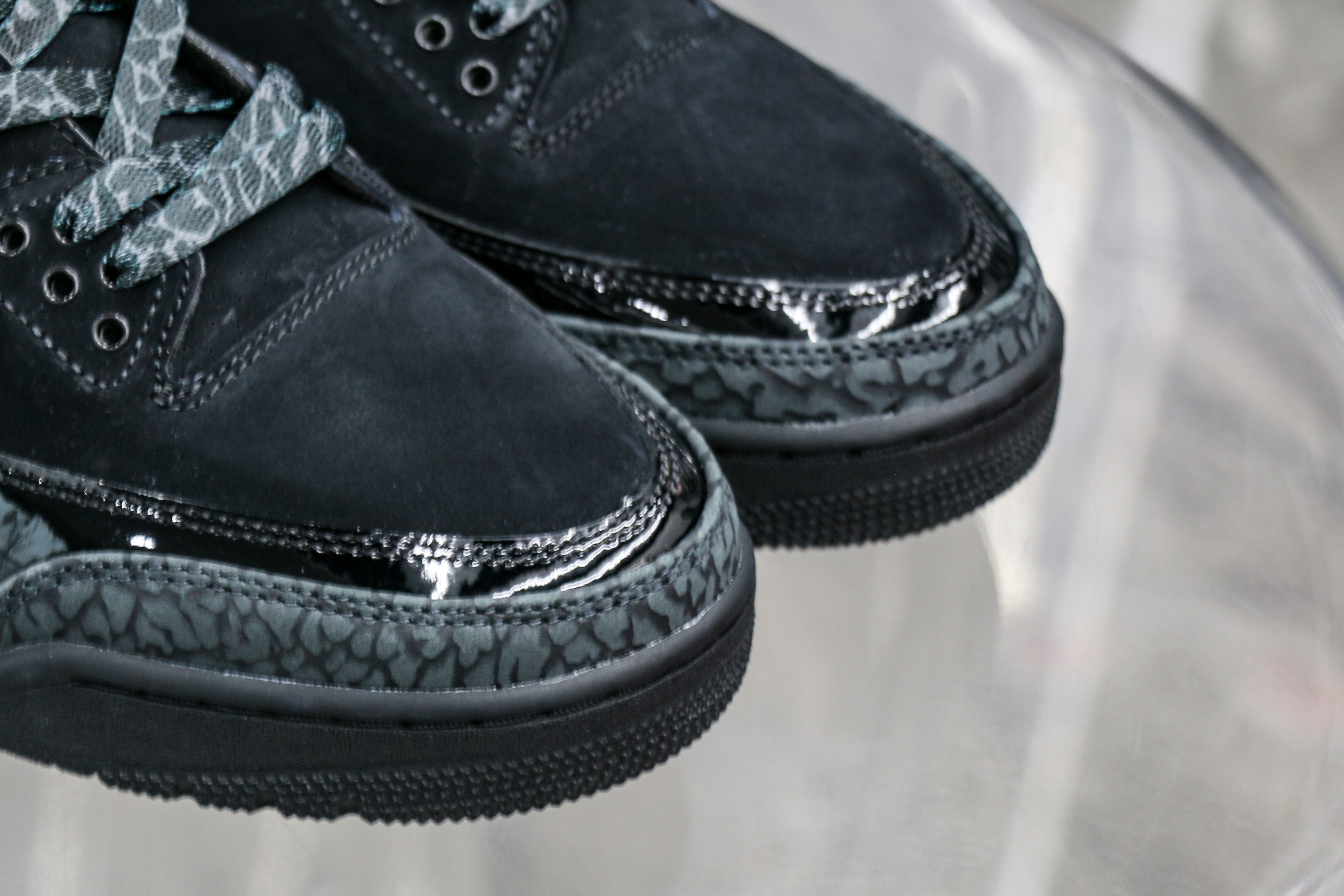 Air Jordan 3 Black Cat 2025 (A1 Batch)