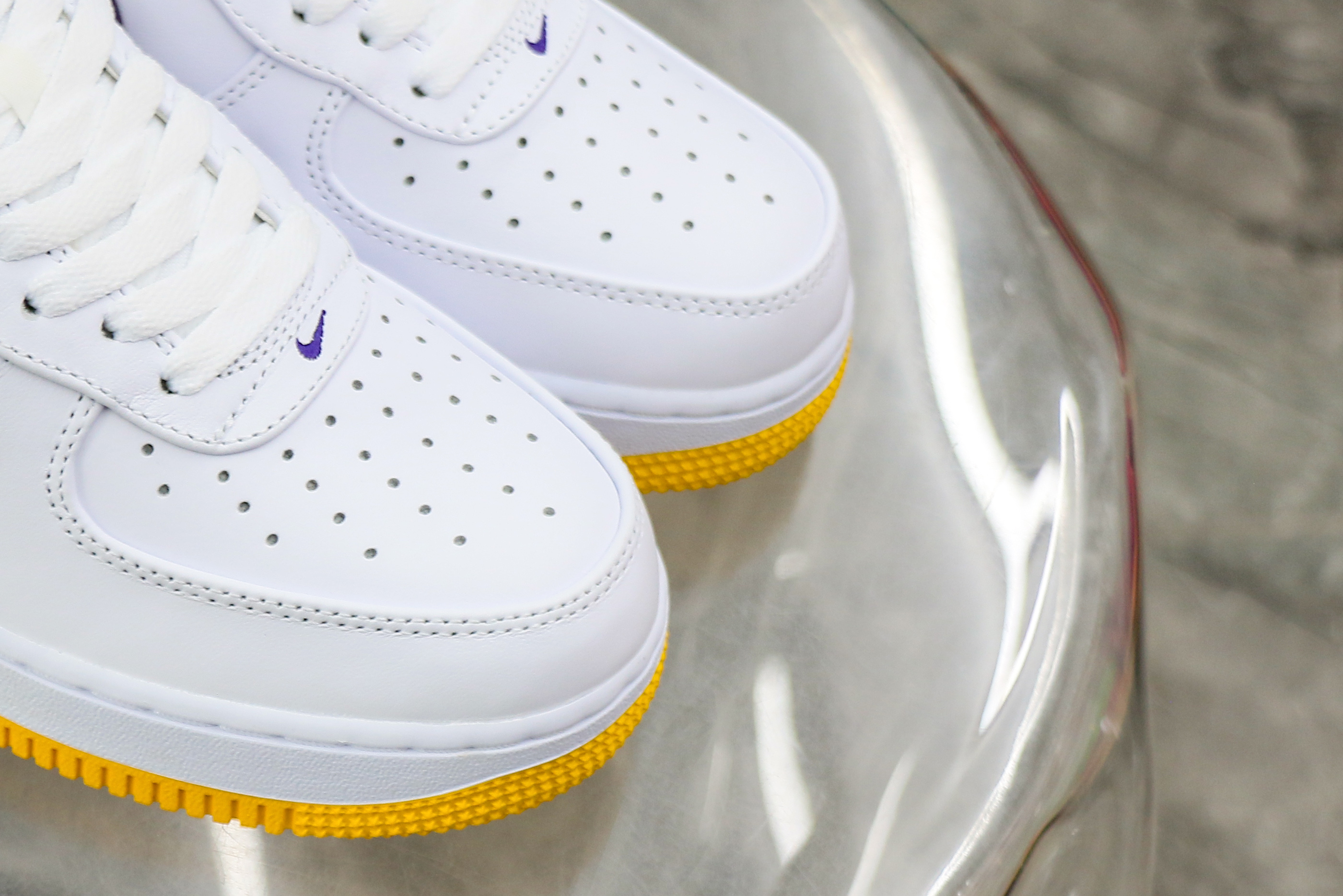 Nike Air Force 1 Low Retro QS Kobe Bryant Lakers Home（Ln5 A1）
