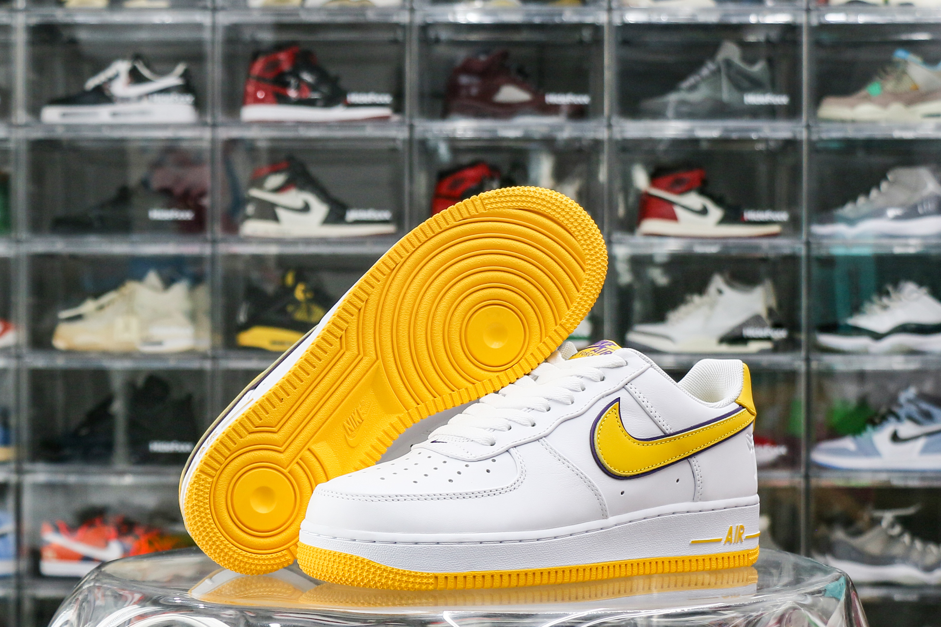 Nike Air Force 1 Low Retro QS Kobe Bryant Lakers Home（Ln5 A1）