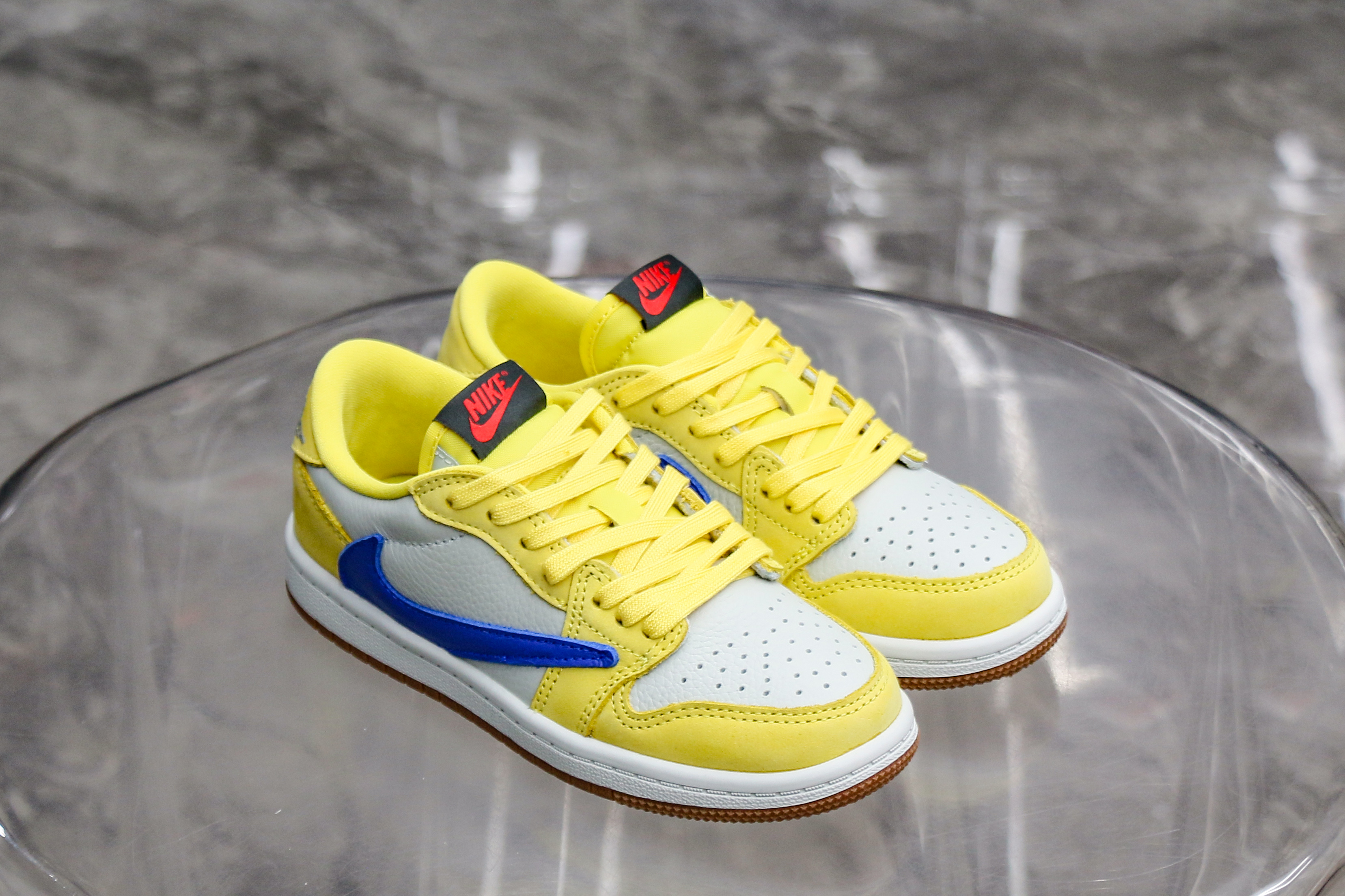 Travis Scott x Air Jordan 1 Retro Low OG SP “ElkinsCanary Yellow” Kid (LN5 A1)
