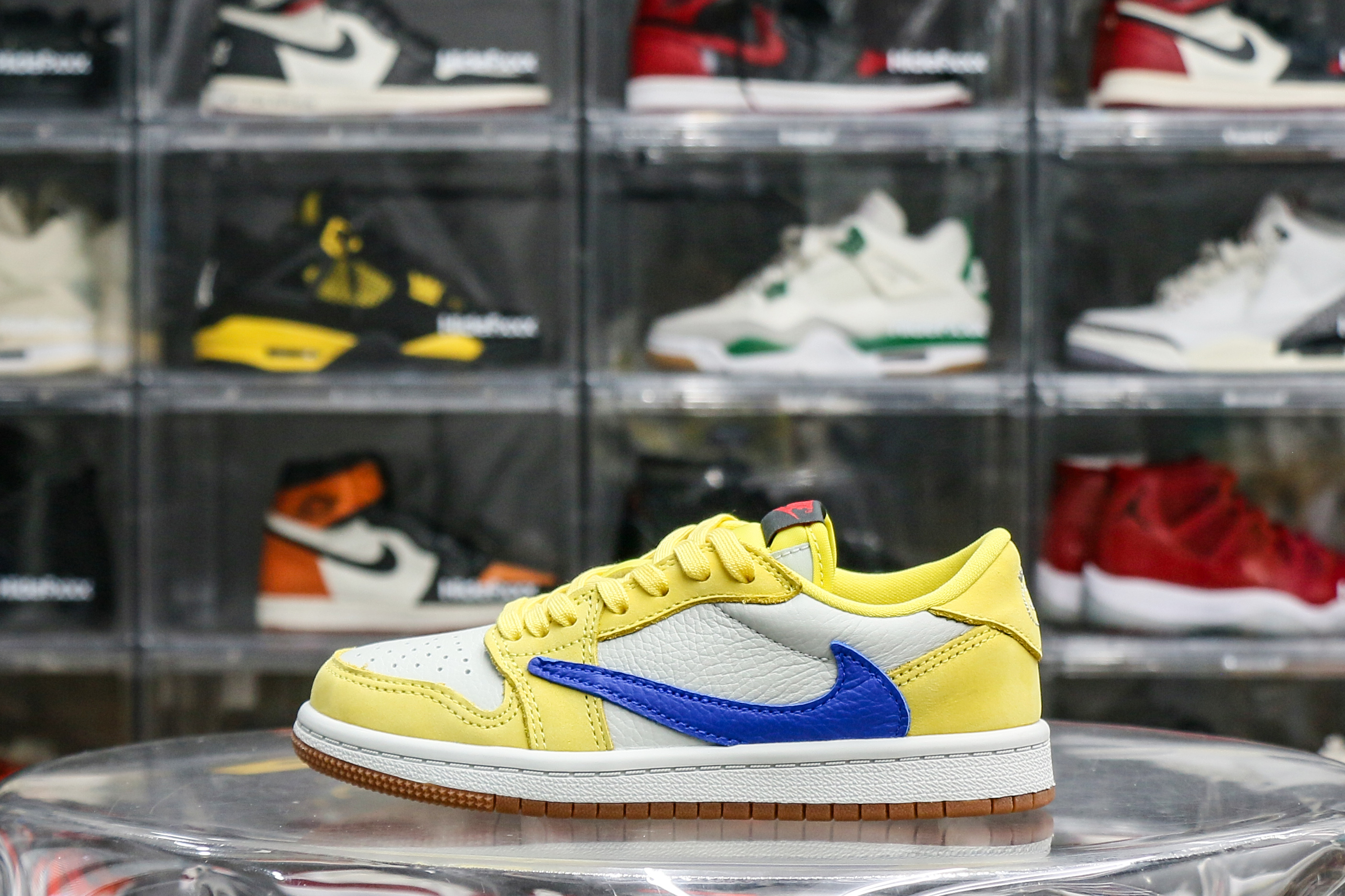 Travis Scott x Air Jordan 1 Retro Low OG SP “ElkinsCanary Yellow” Kid (LN5 A1)